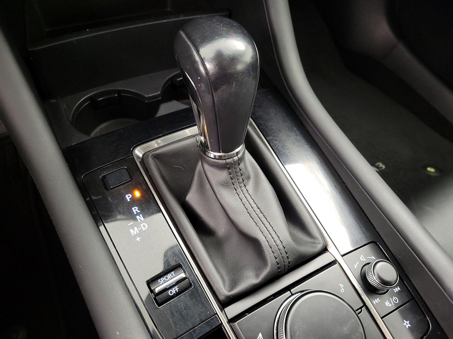 Thumbnail: 2019 Mazda Mazda3 - 17