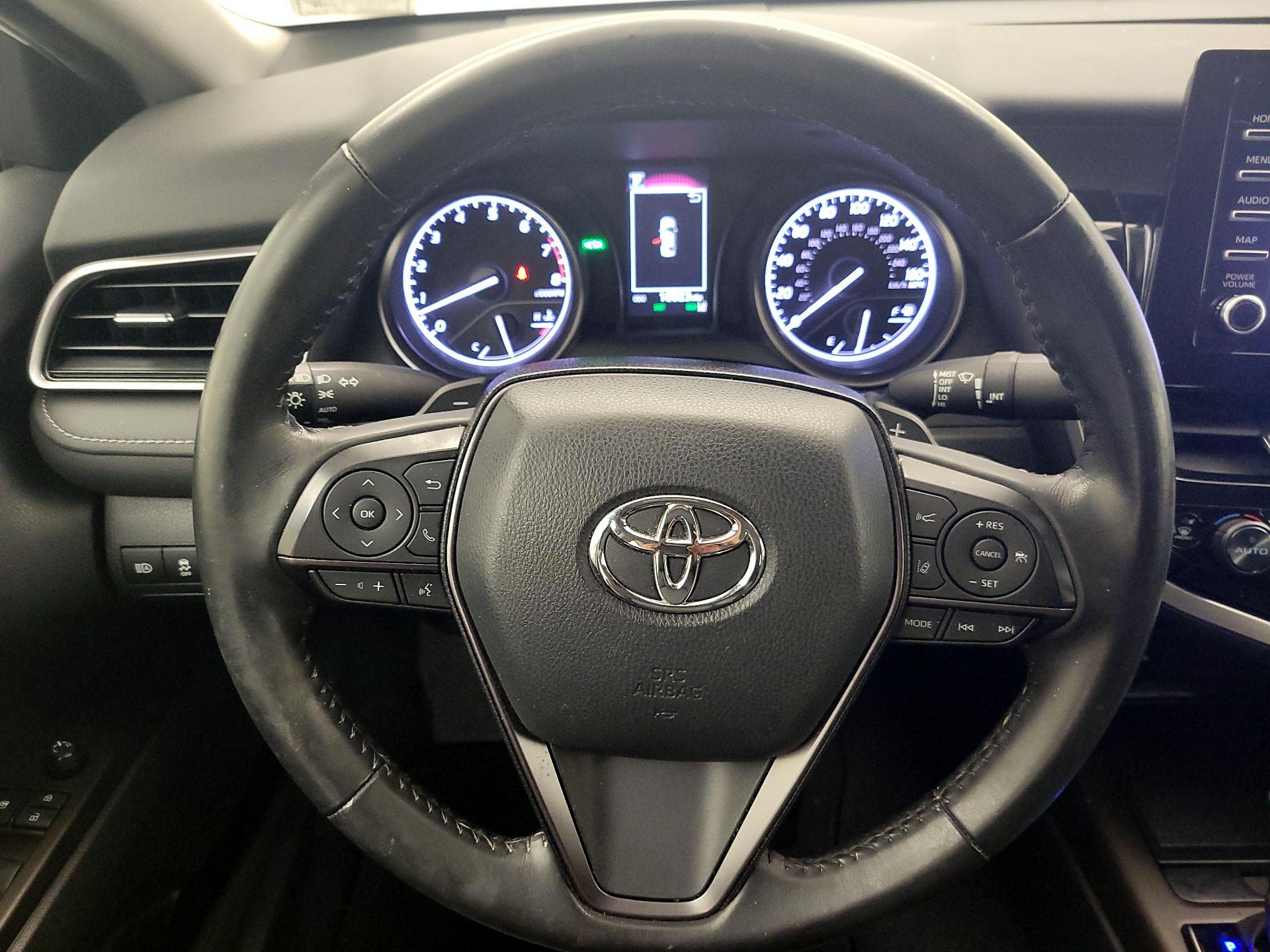 Thumbnail: 2023 Toyota Camry - 10