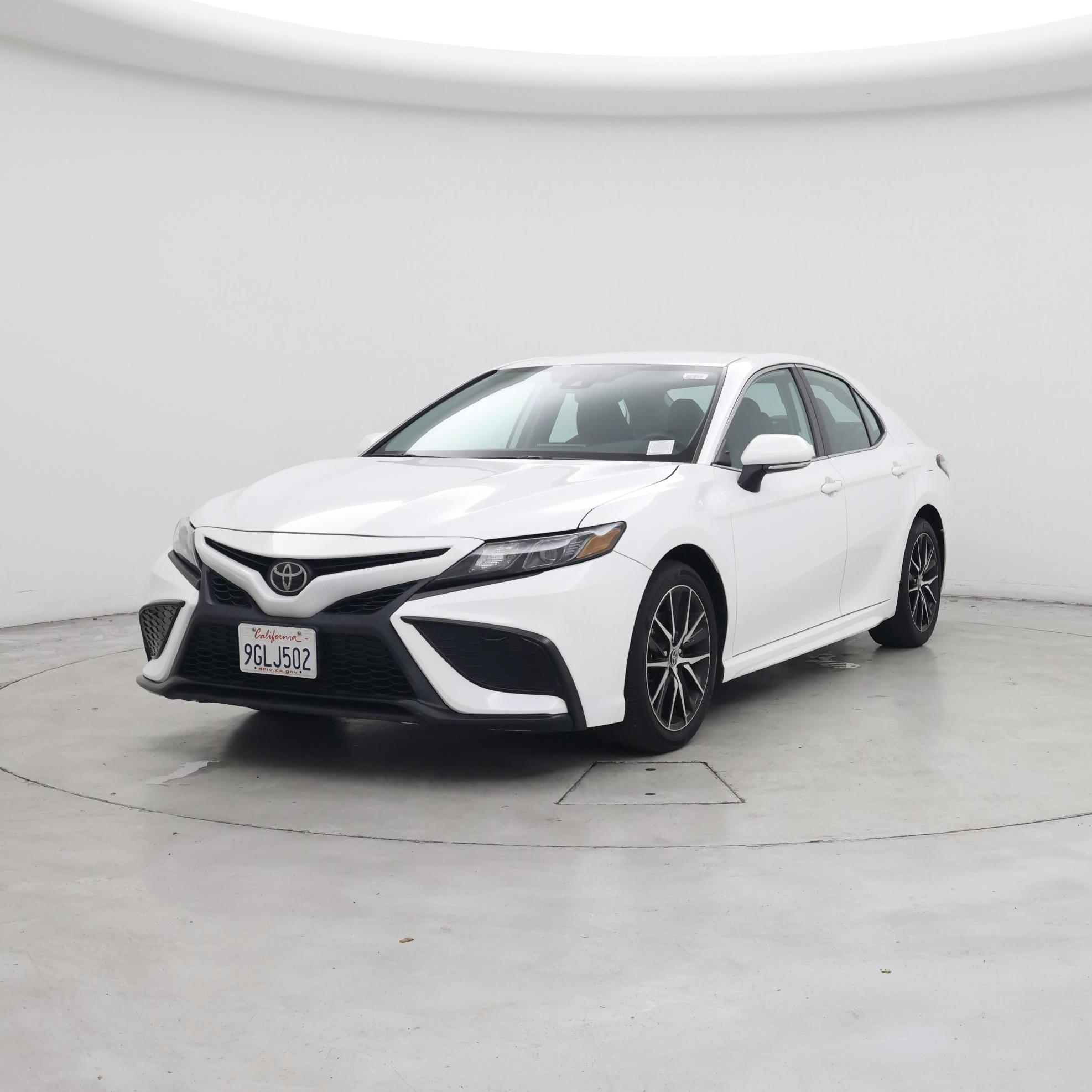 Thumbnail: 2023 Toyota Camry - 4