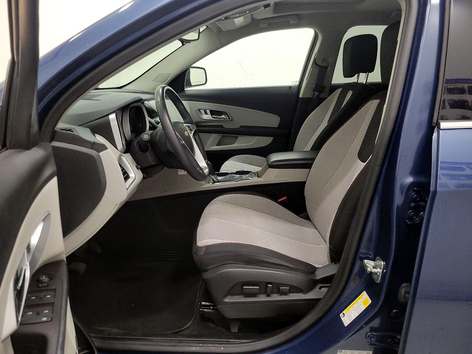 Thumbnail: 2016 Chevrolet Equinox - 11