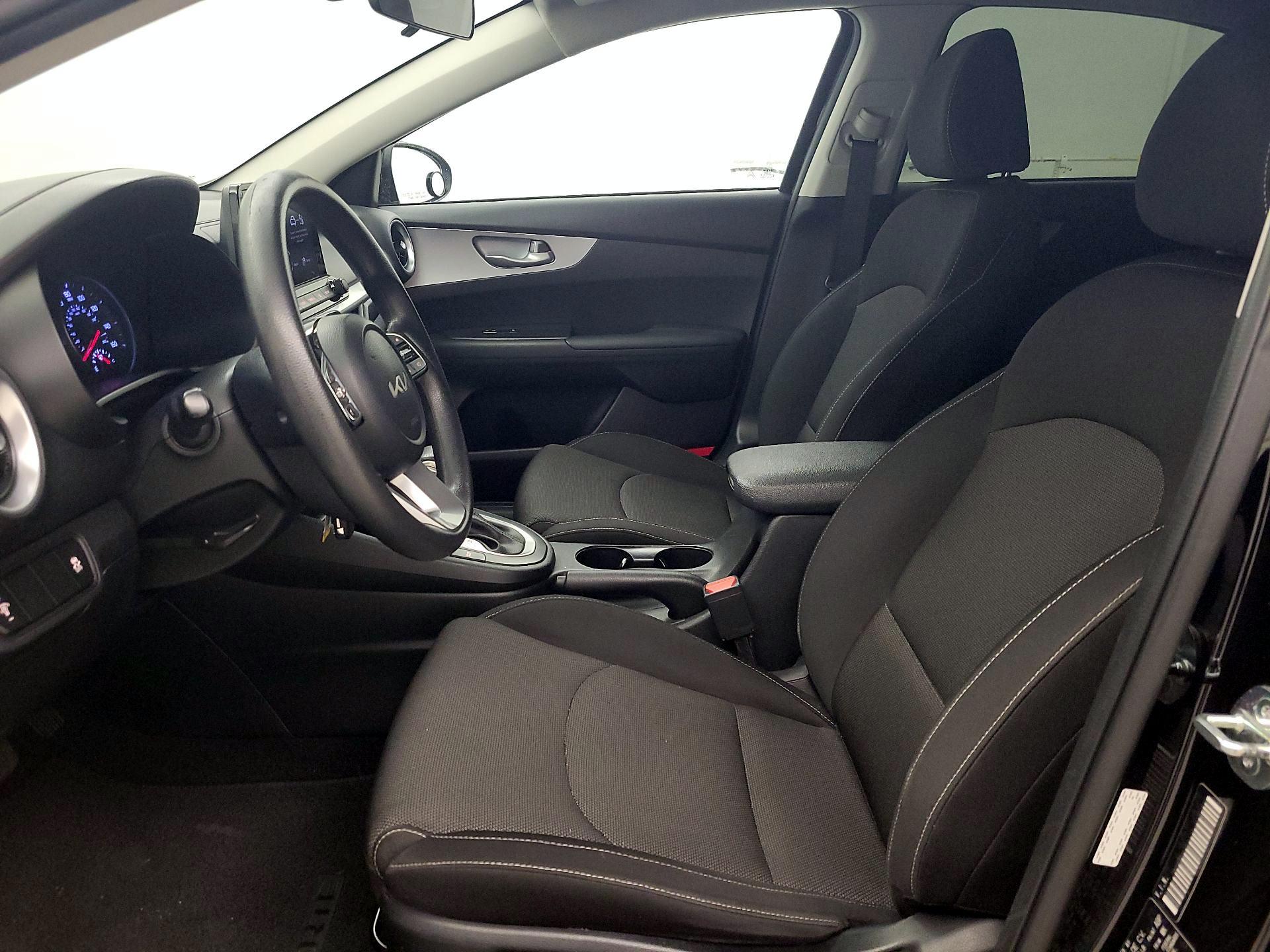 Thumbnail: 2023 Kia Forte - 11