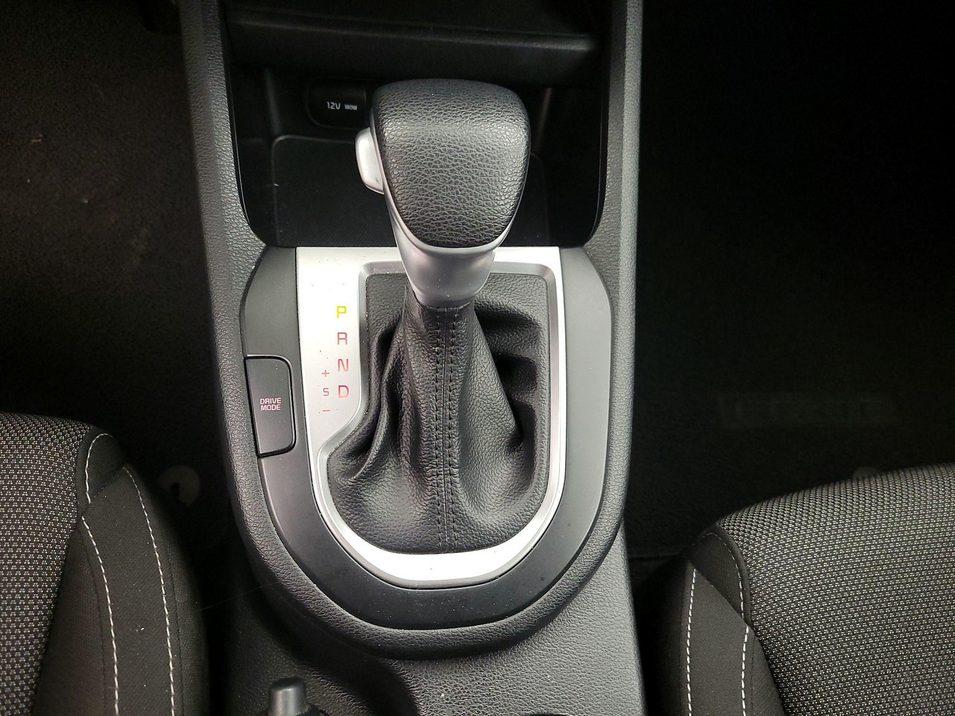 Thumbnail: 2023 Kia Forte - 17