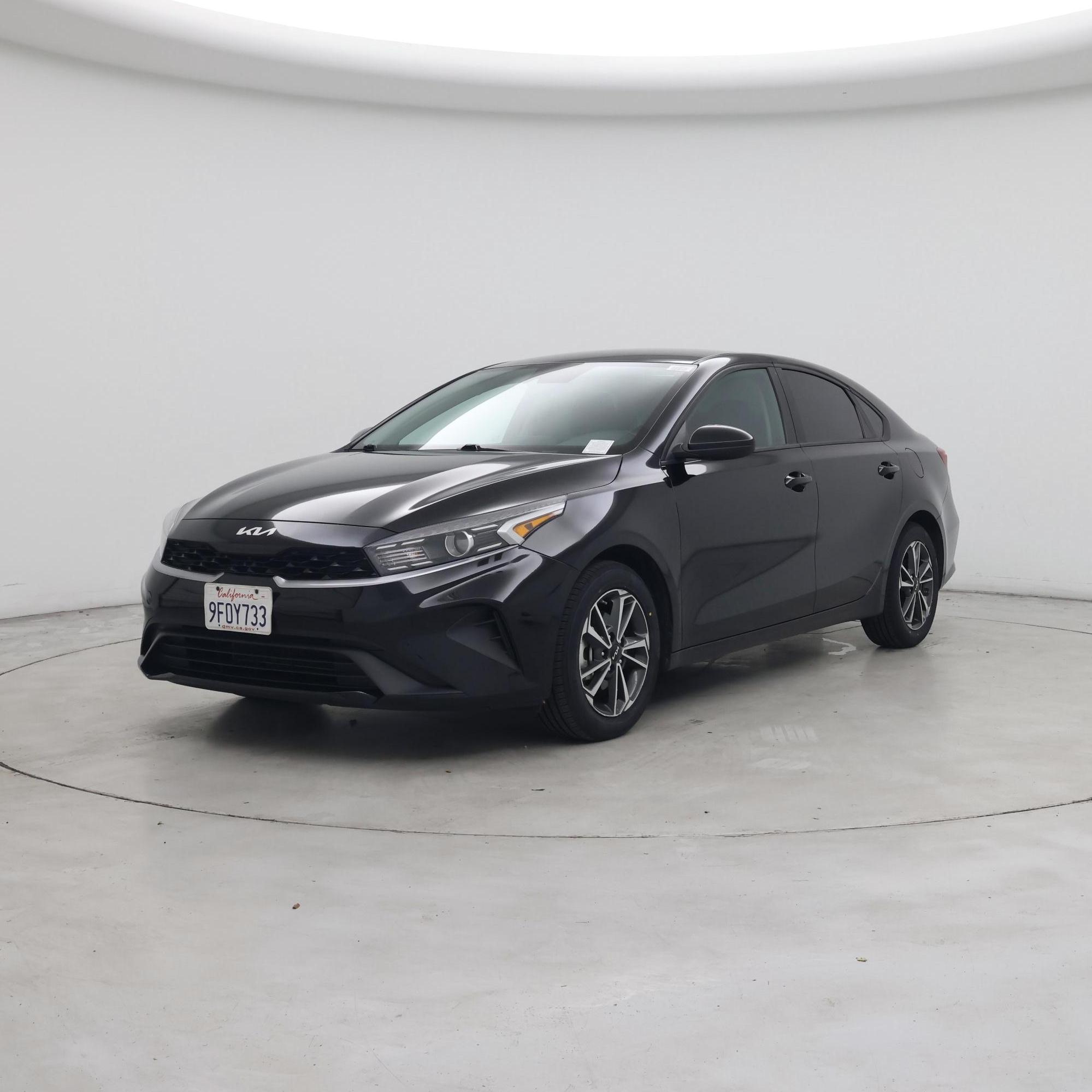 Thumbnail: 2023 Kia Forte - 4