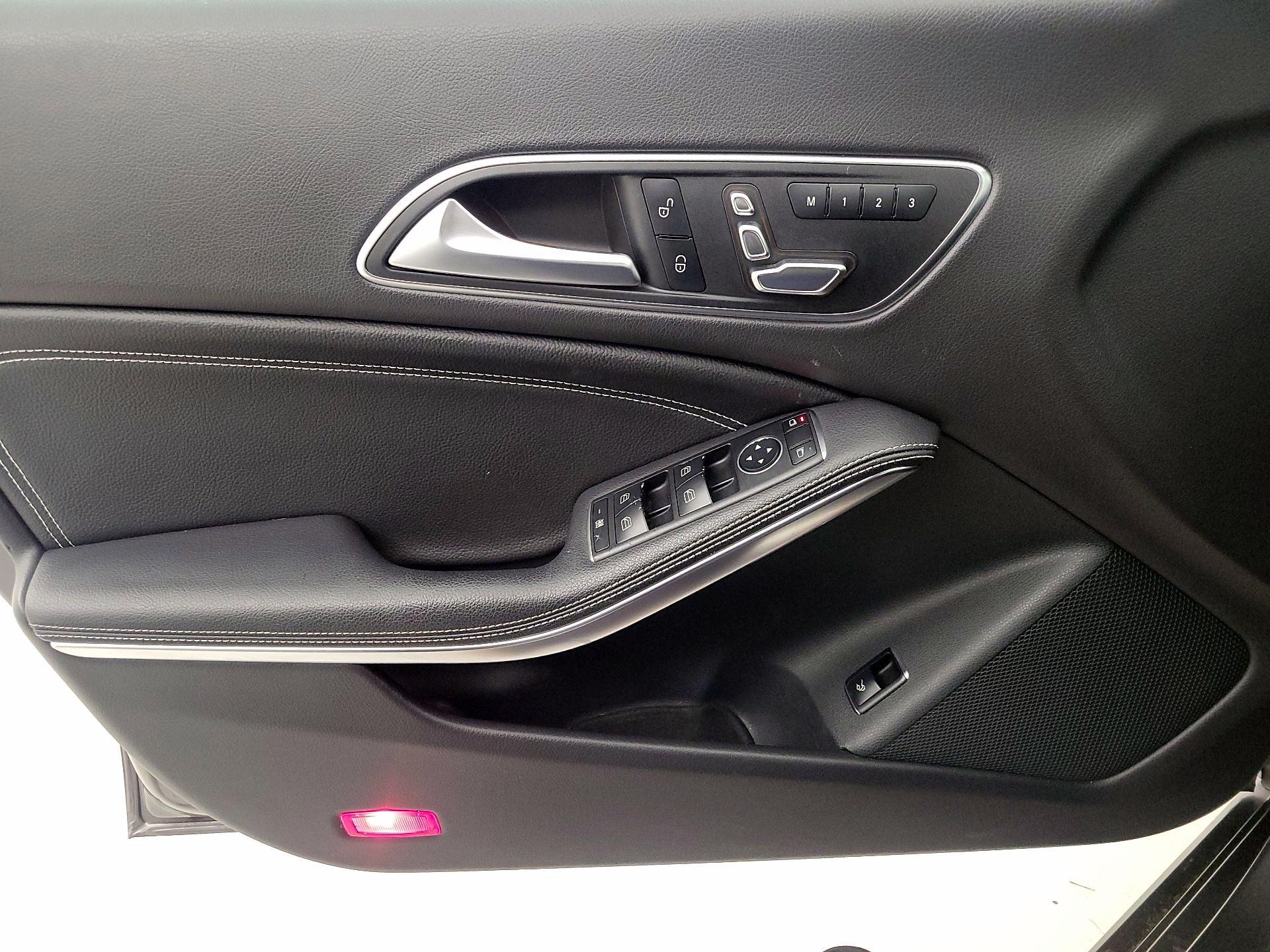 Thumbnail: 2018 Mercedes-Benz CLA - 12