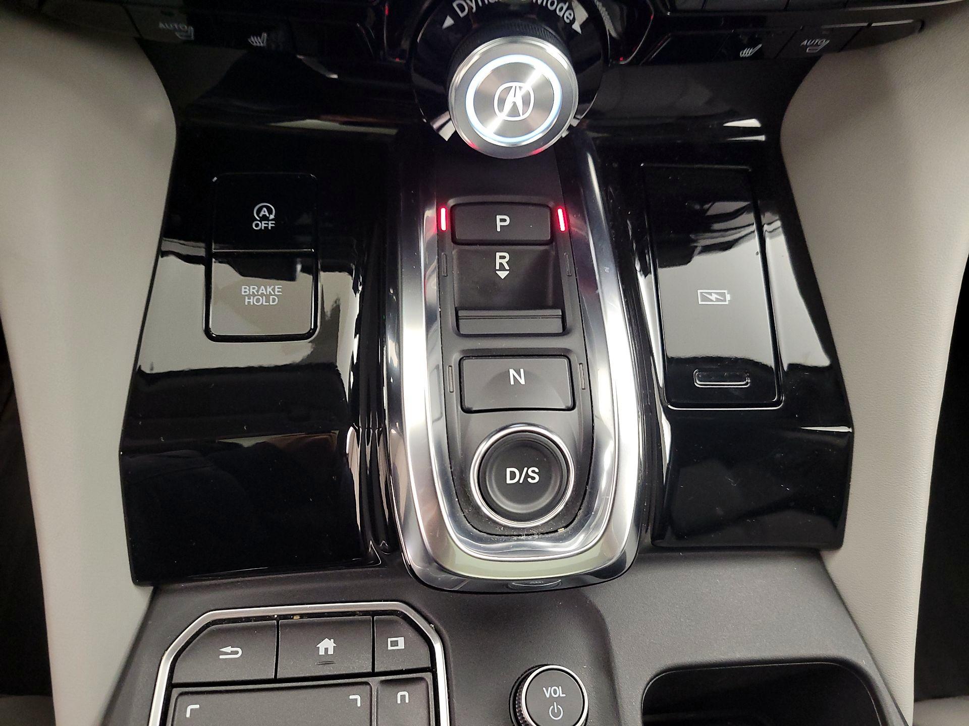 Thumbnail: 2022 Acura MDX - 17