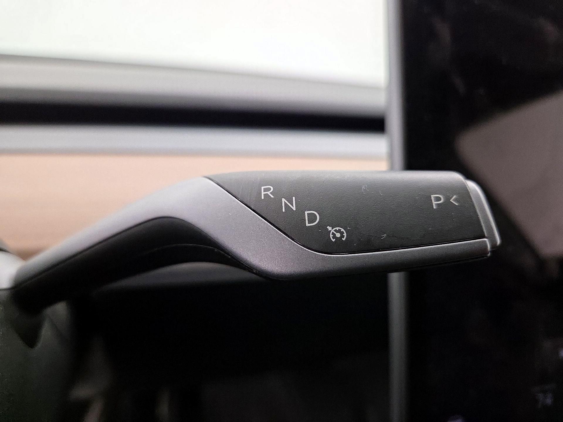 Thumbnail: 2023 Tesla Model Y - 17