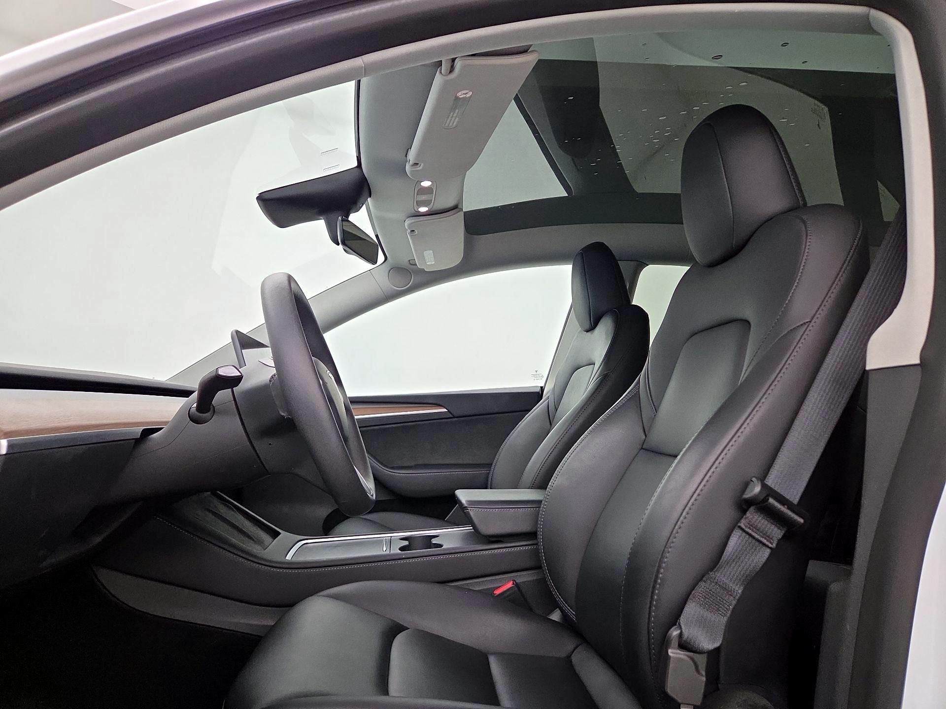 Thumbnail: 2023 Tesla Model Y - 19