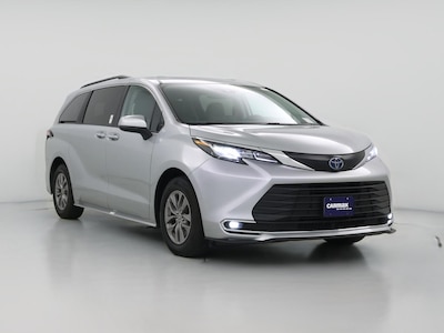 2023 Toyota Sienna Hybrid XLE