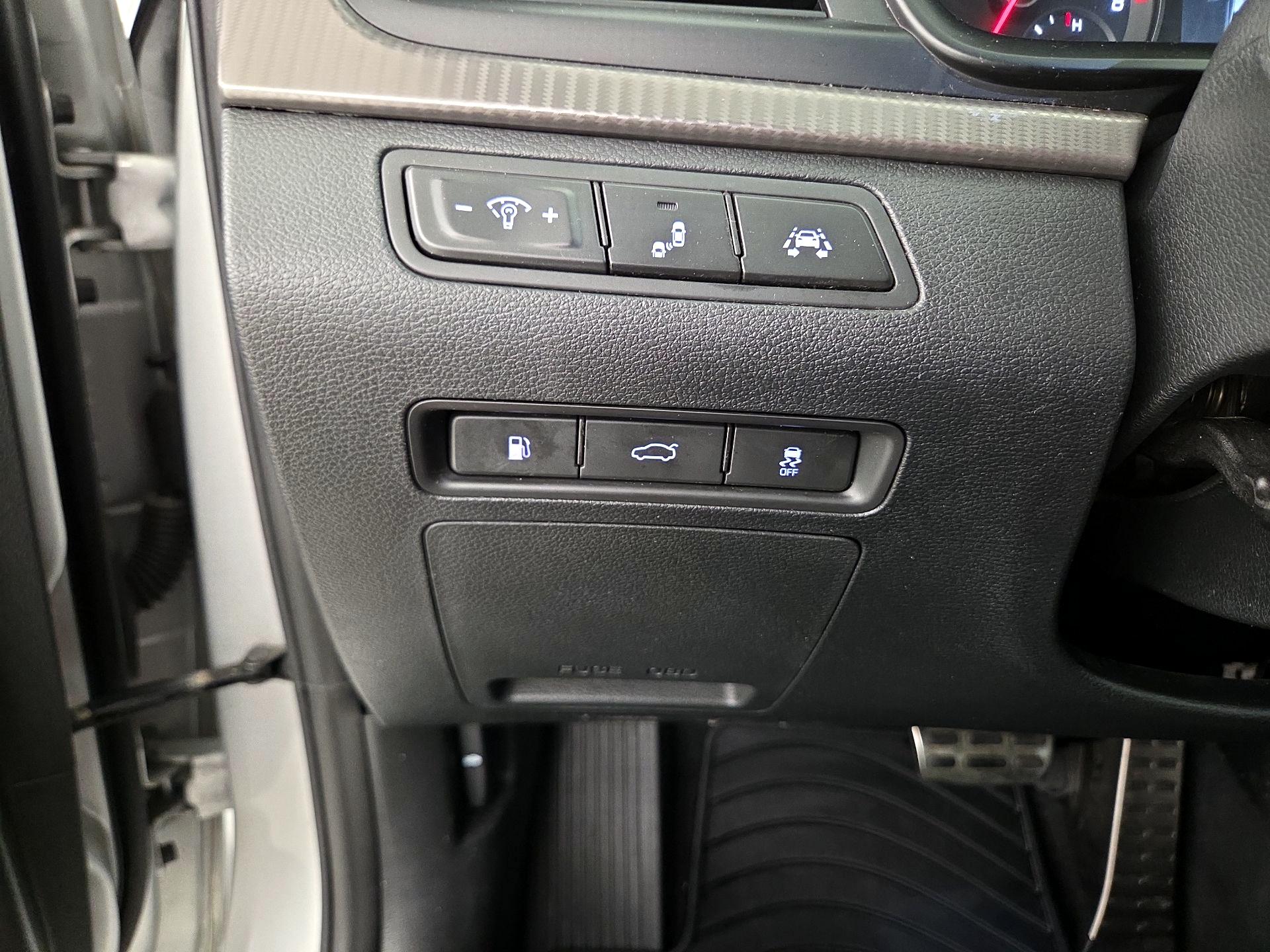 Thumbnail: 2019 Hyundai Sonata - 13