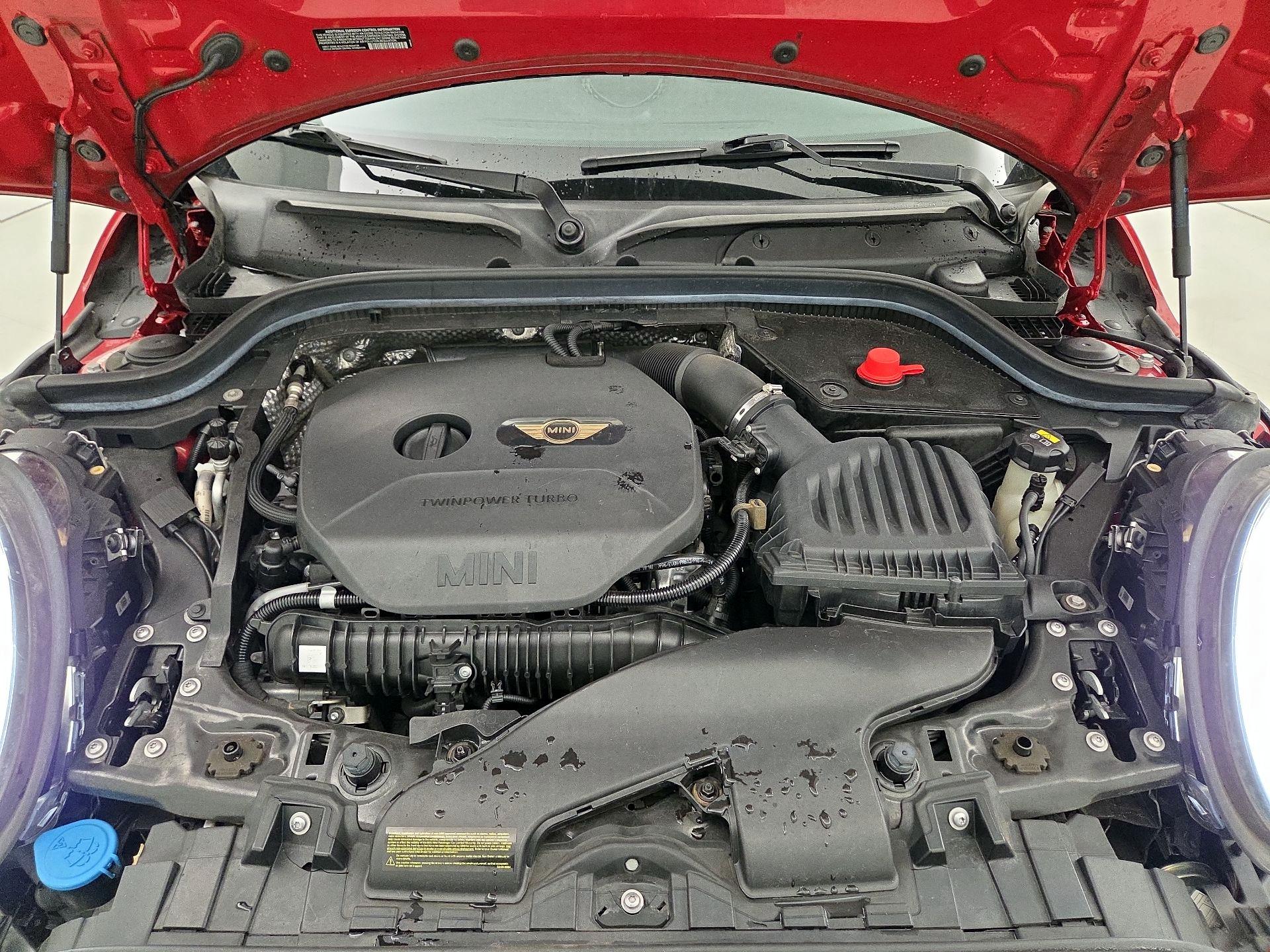 Thumbnail: 2015 MINI Cooper Hardtop - 20