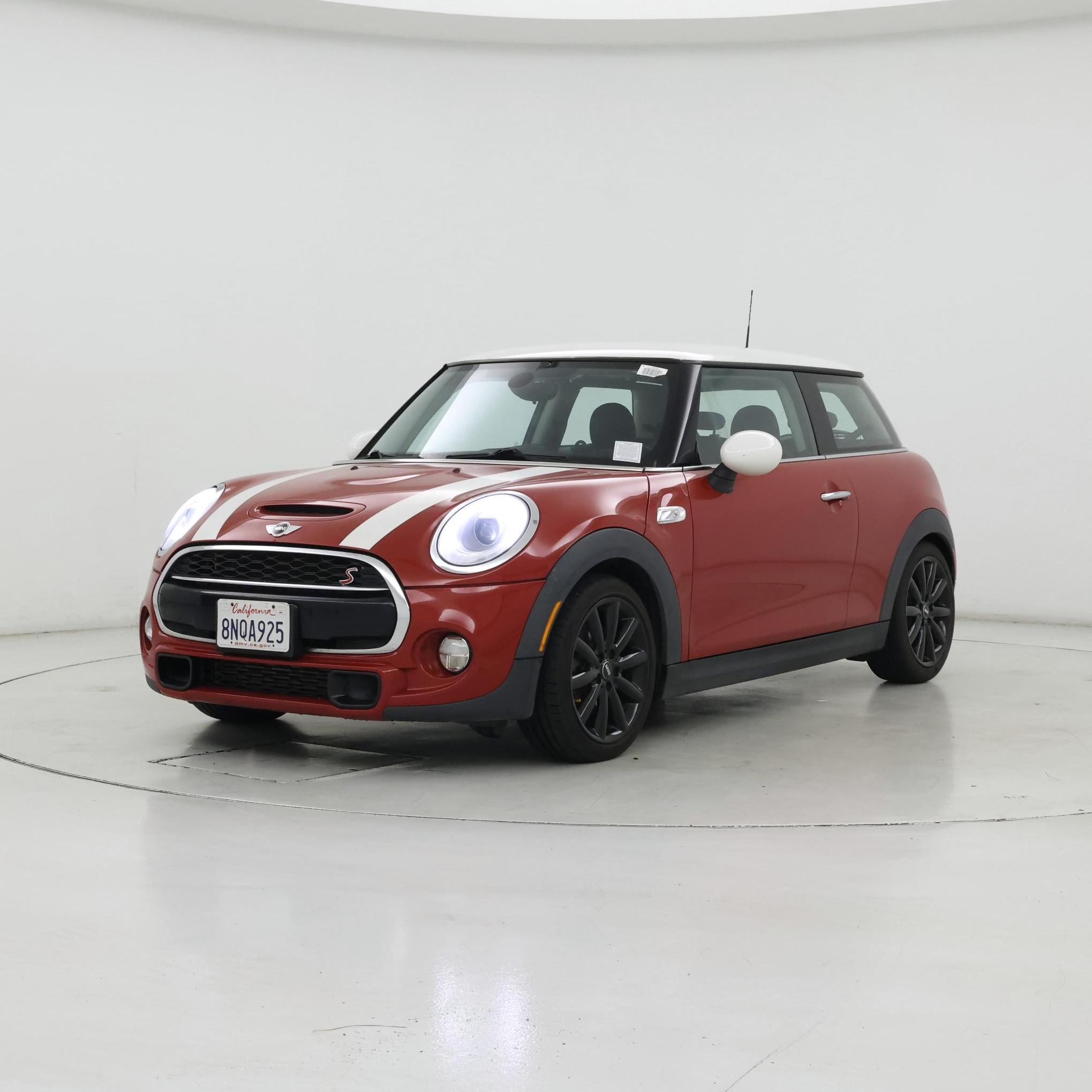 Thumbnail: 2015 MINI Cooper Hardtop - 4