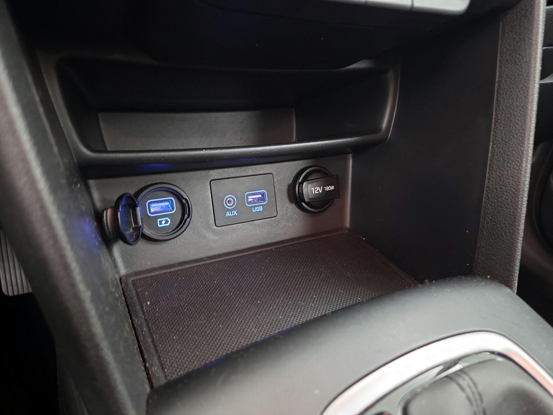 Thumbnail: 2019 Hyundai Kona - 18