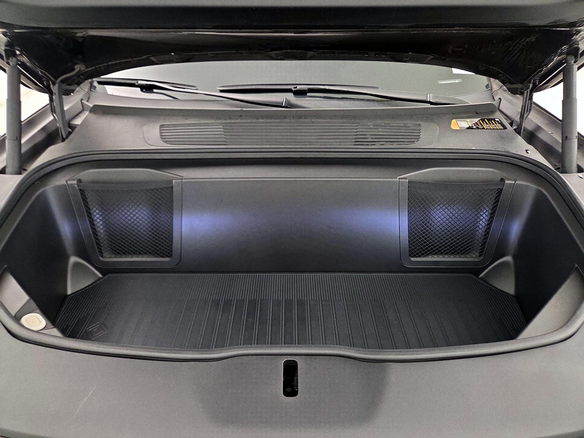 Thumbnail: 2025 Rivian R1T - 20