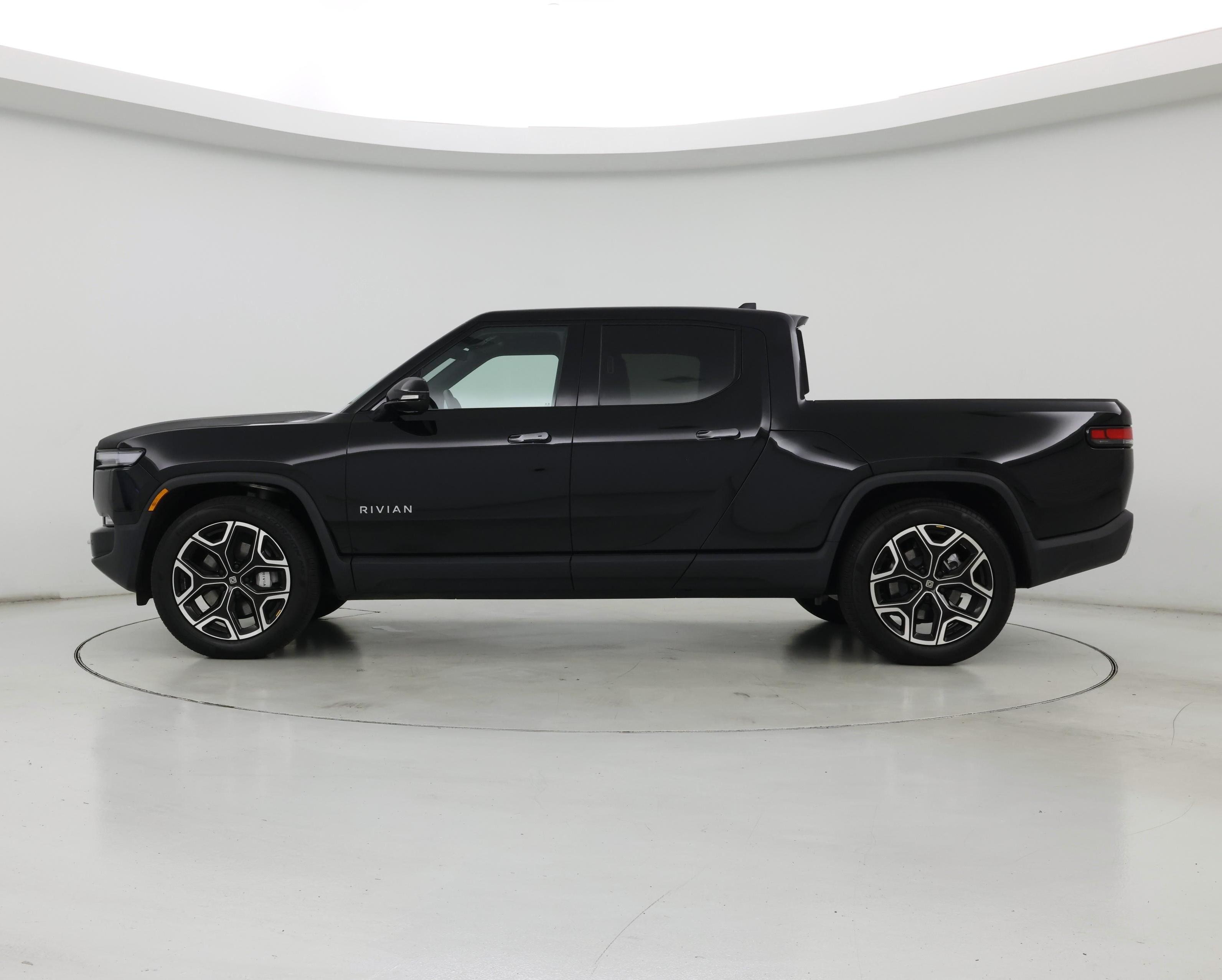 Thumbnail: 2025 Rivian R1T - 3