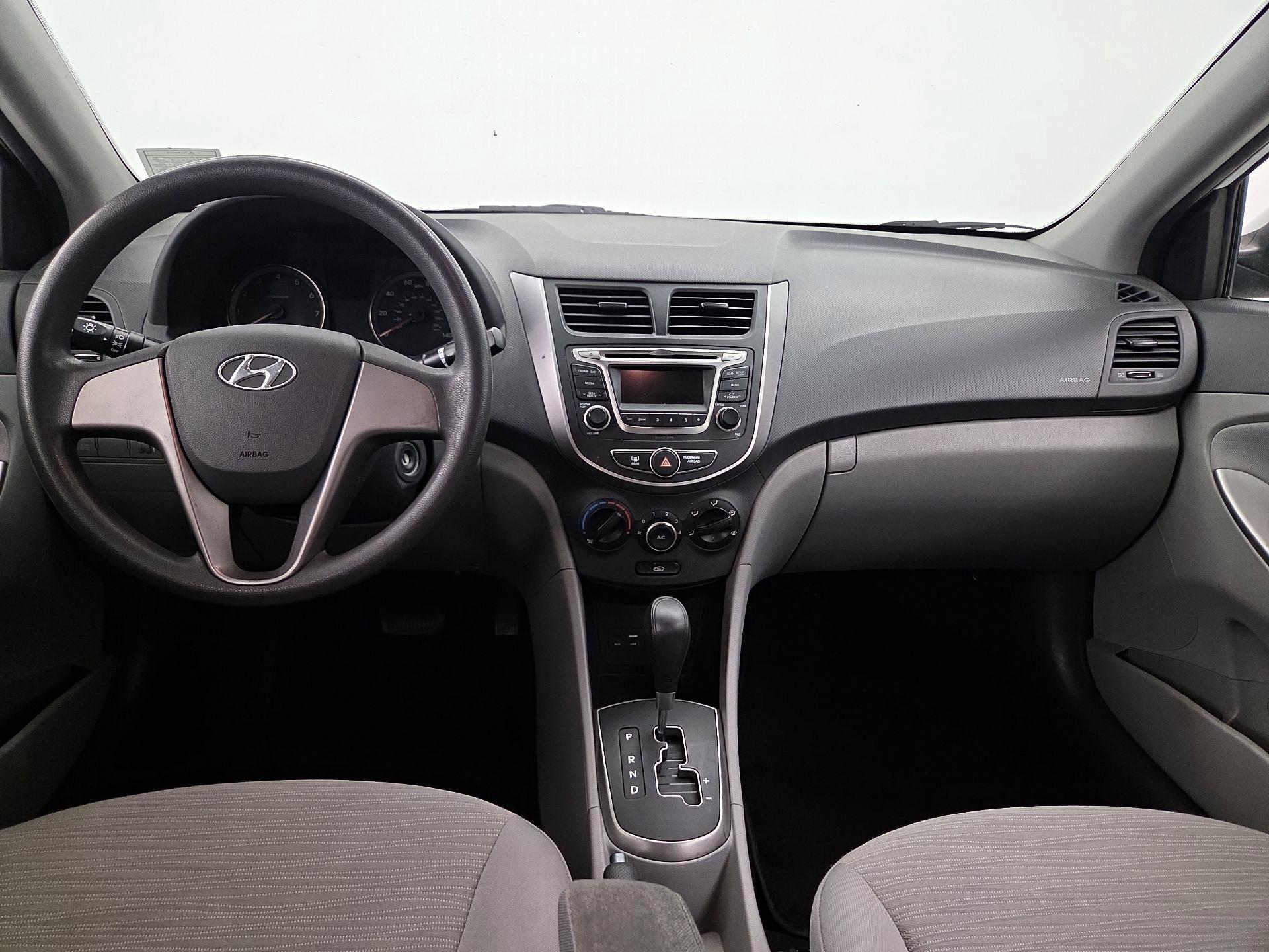 Thumbnail: 2016 Hyundai Accent - 9