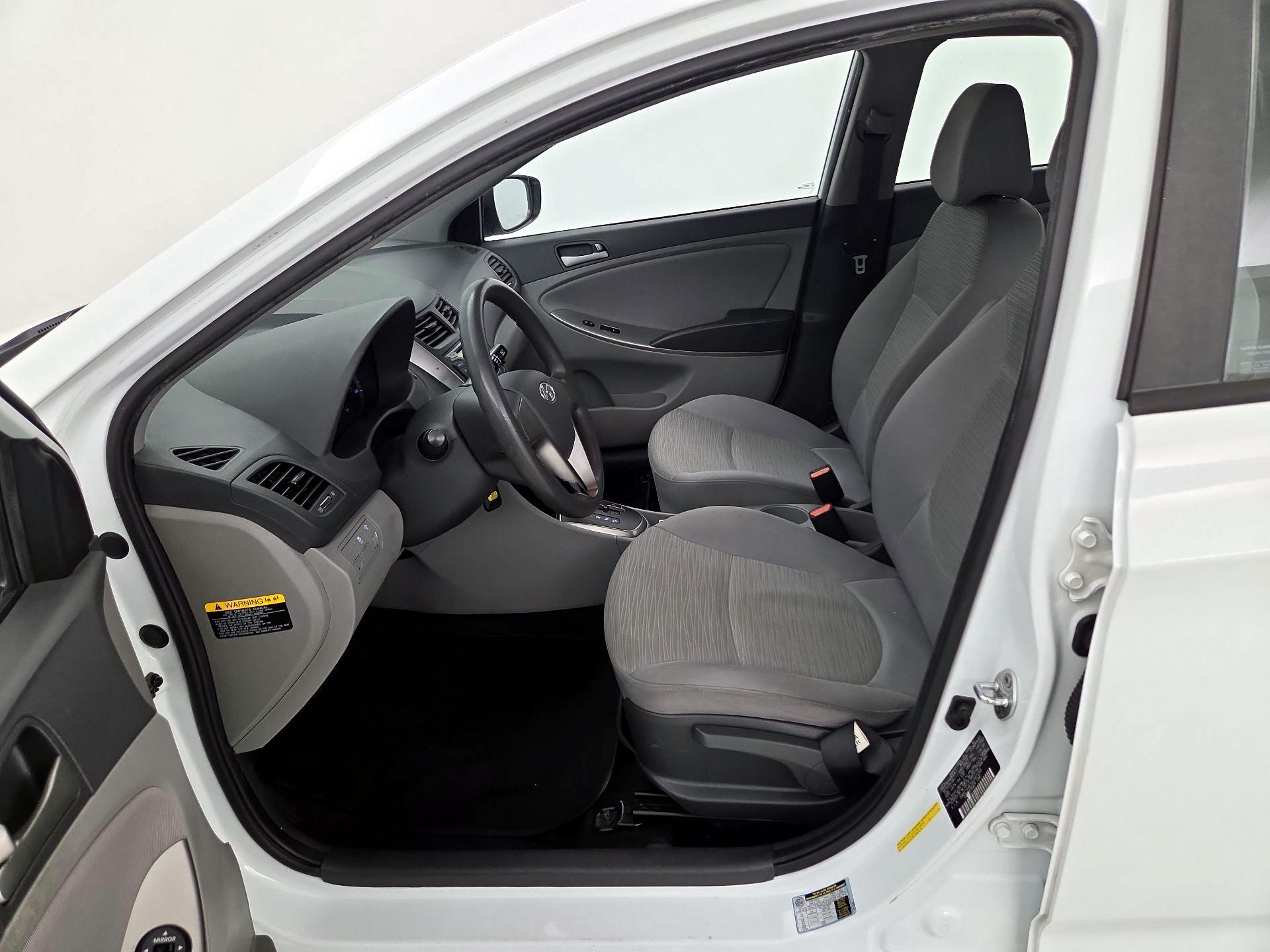 Thumbnail: 2016 Hyundai Accent - 11