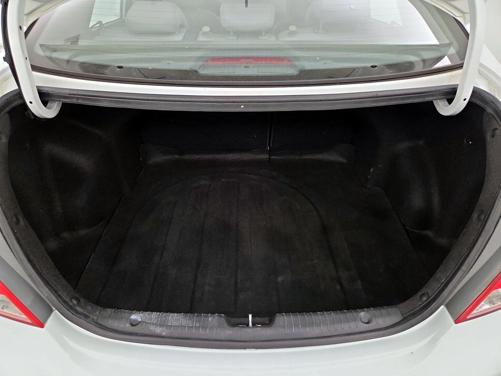 Thumbnail: 2016 Hyundai Accent - 19