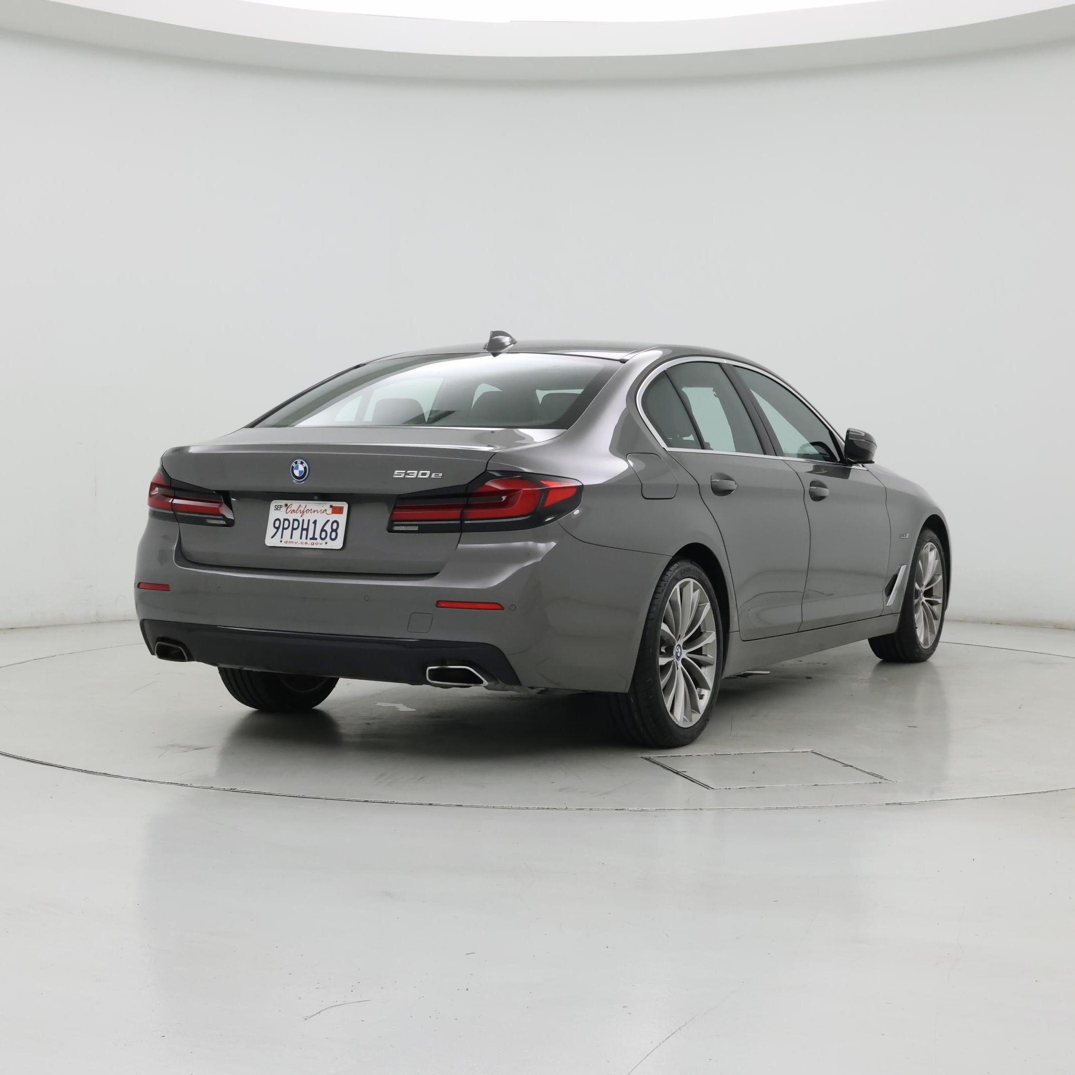 Thumbnail: 2022 BMW 5 Series - 8