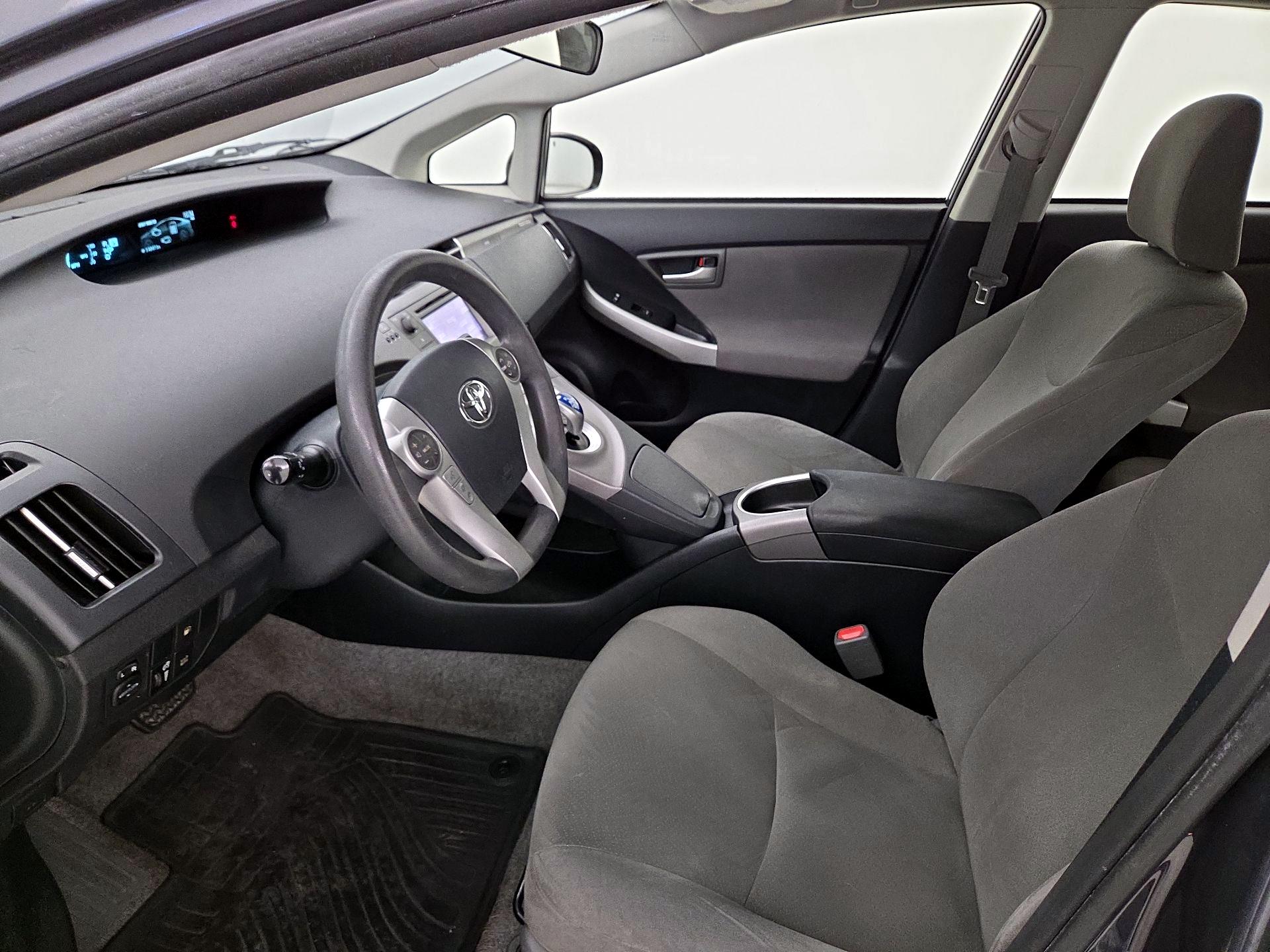 Thumbnail: 2014 Toyota Prius - 11