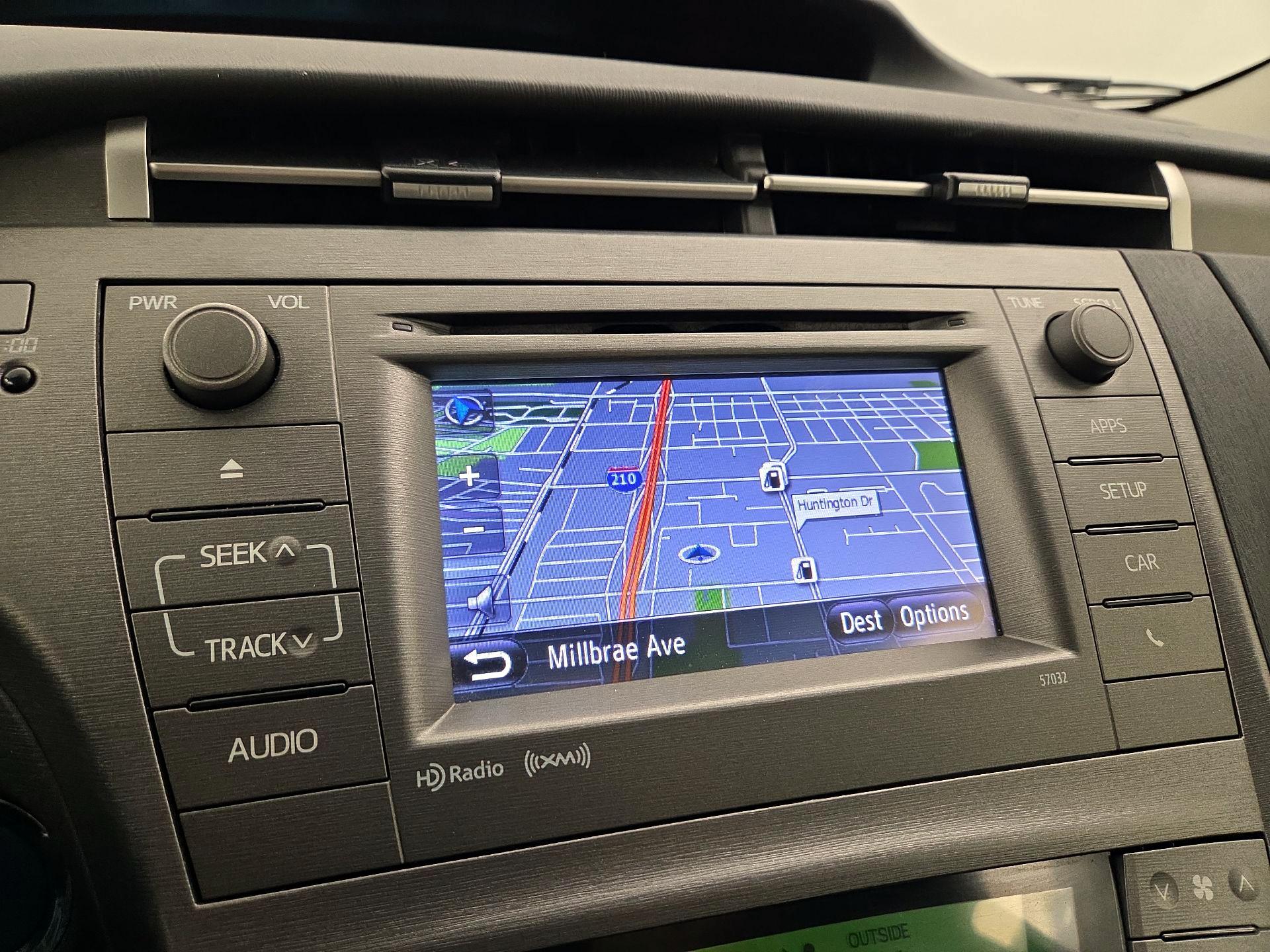 Thumbnail: 2014 Toyota Prius - 14