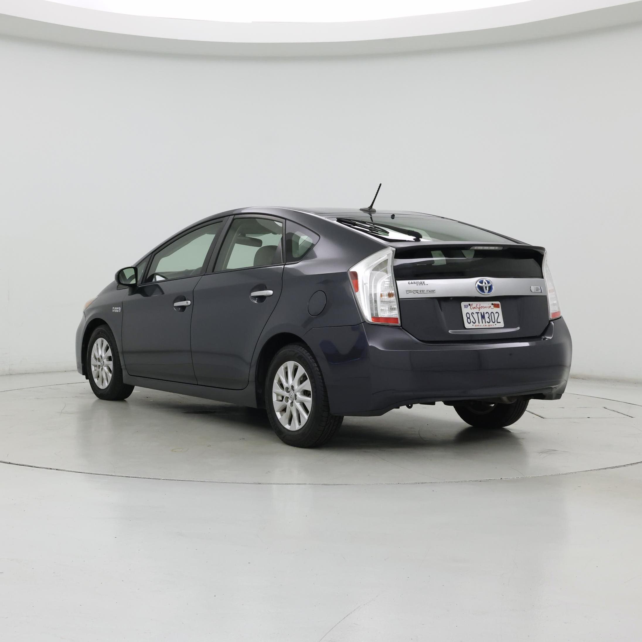 Thumbnail: 2014 Toyota Prius - 2