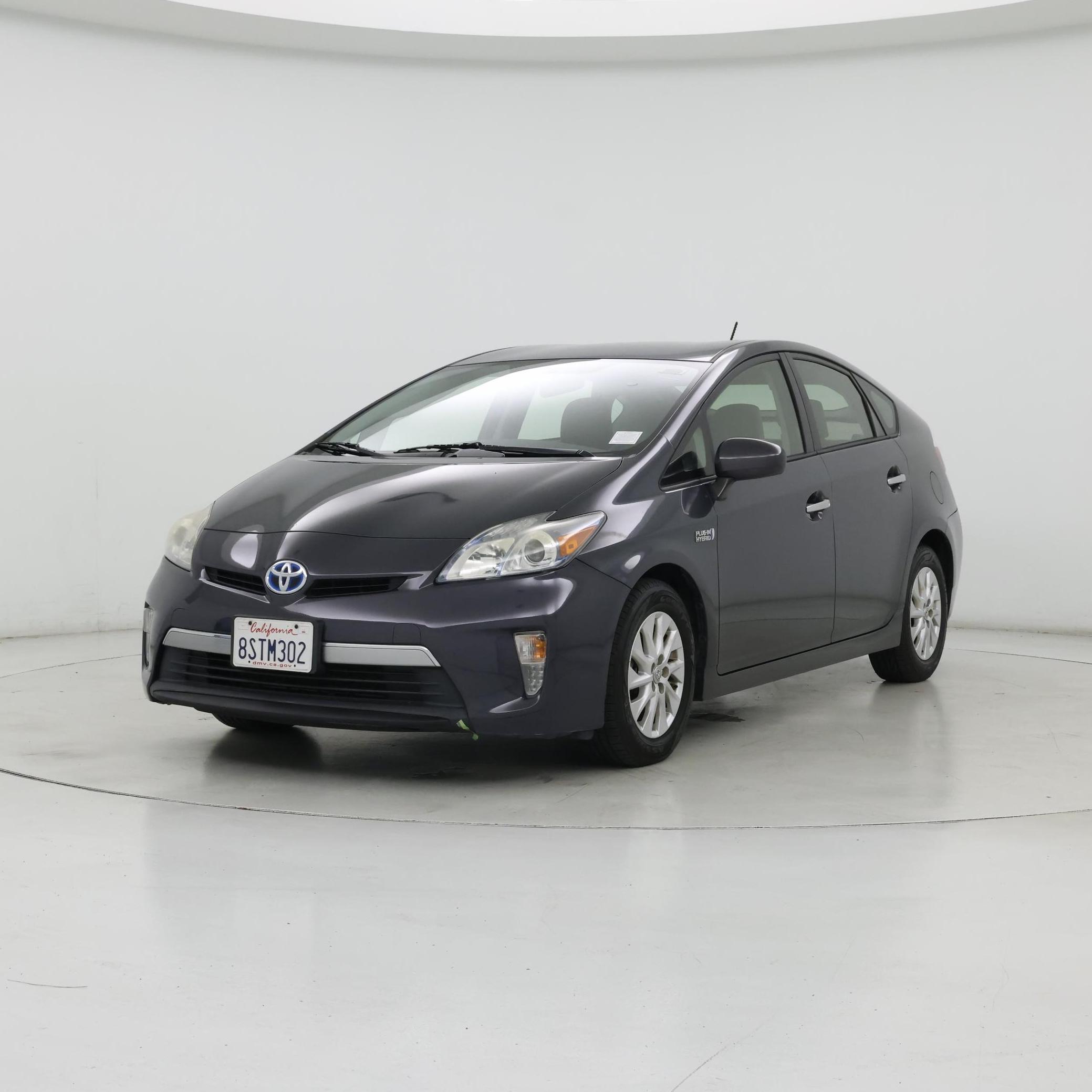 Thumbnail: 2014 Toyota Prius - 4