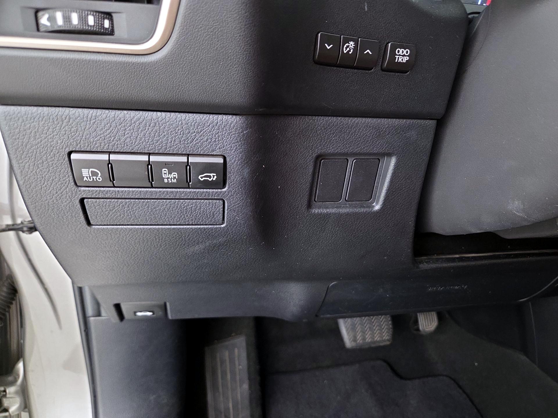 Thumbnail: 2019 Lexus NX - 13