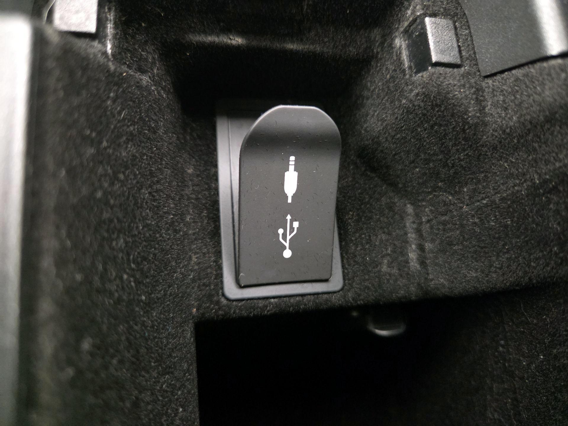 Thumbnail: 2018 Lexus IS - 18