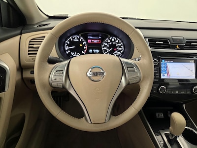 Steering Wheel & Instrument Cluster (On)