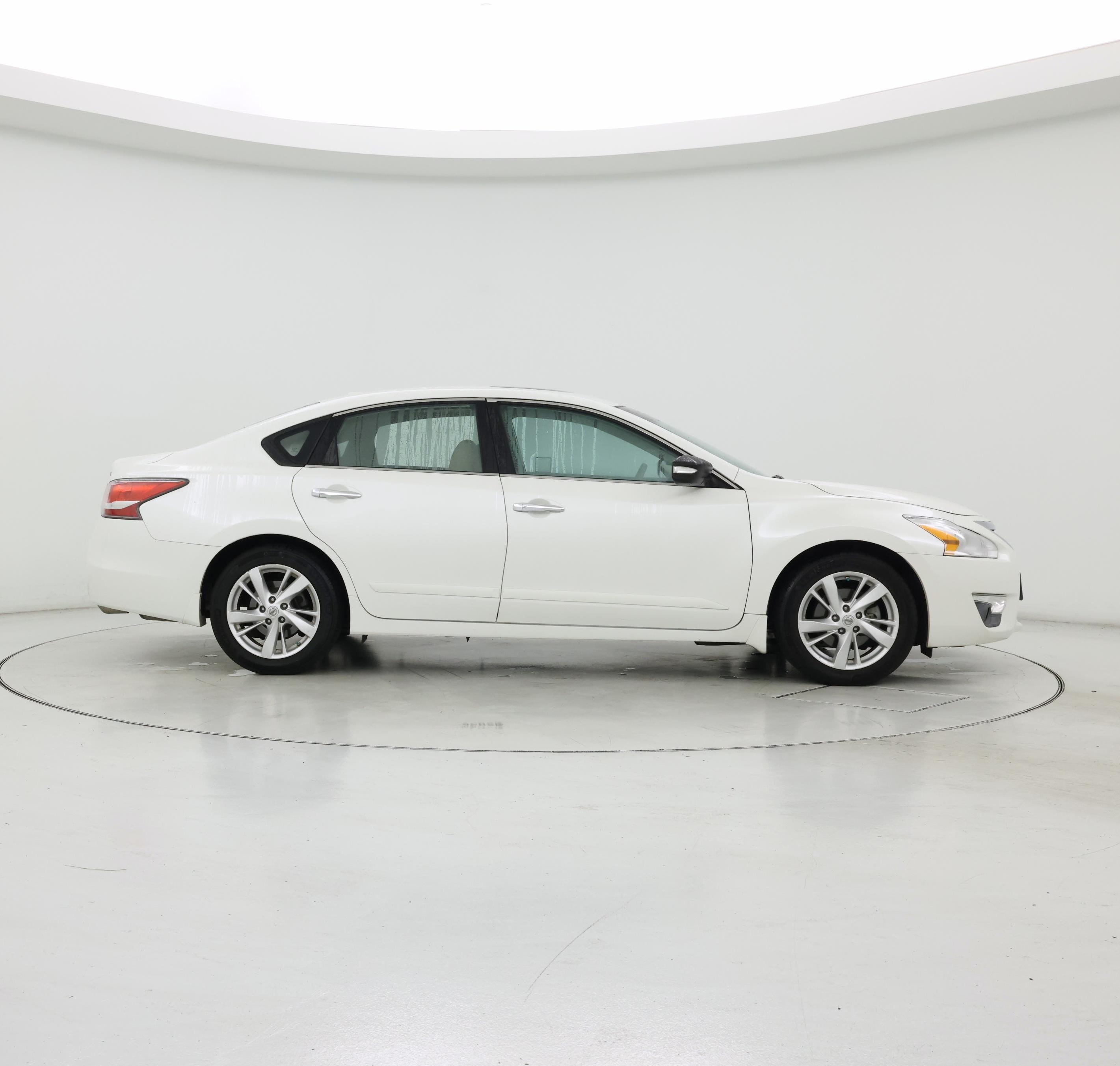 Thumbnail: 2014 Nissan Altima - 7