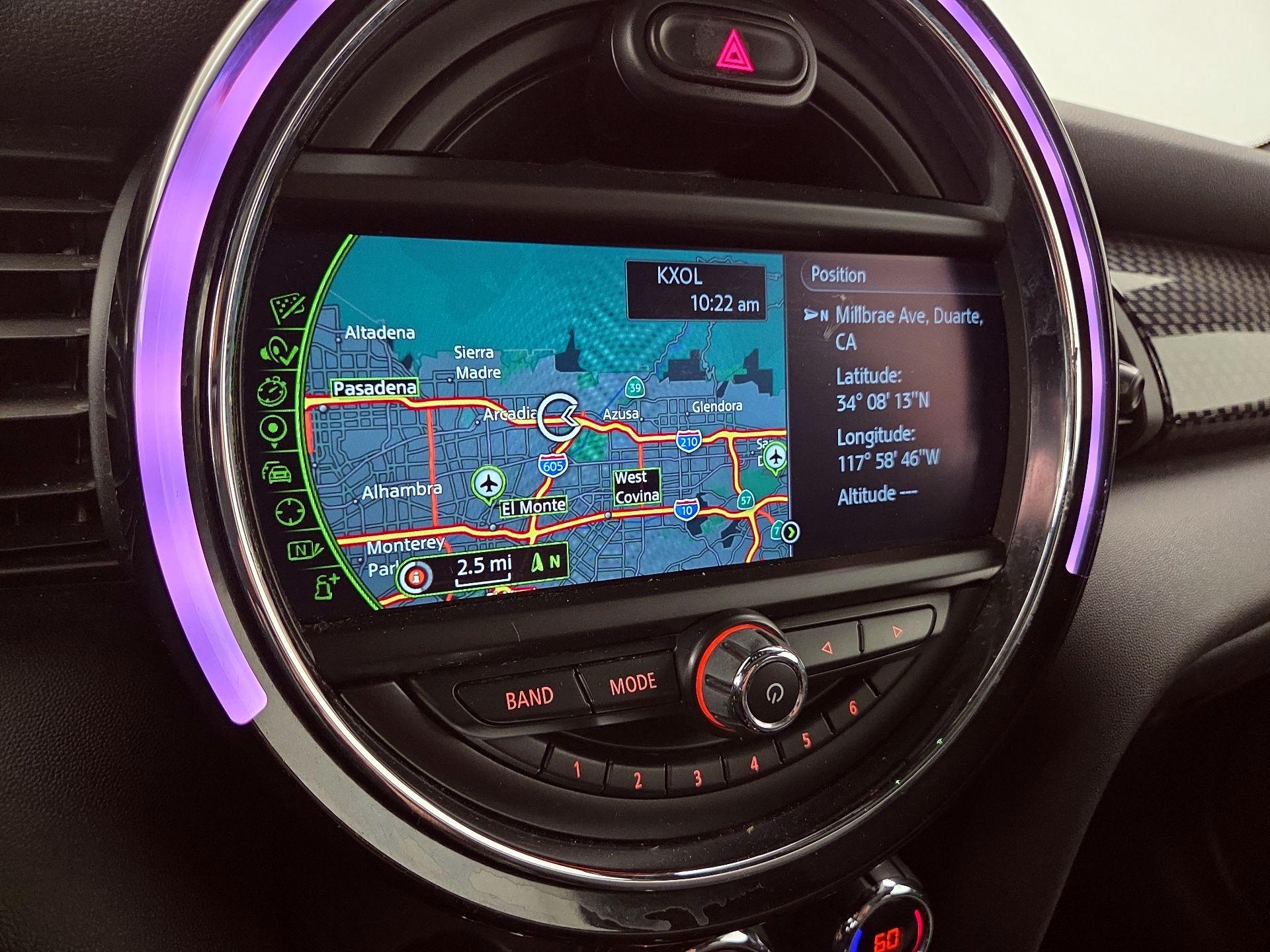 Thumbnail: 2017 MINI Cooper Hardtop - 14