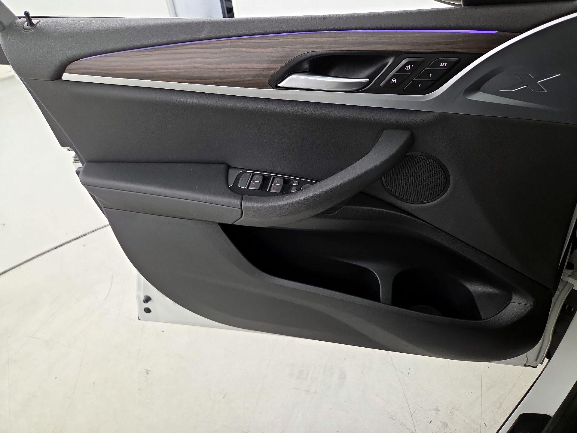 Thumbnail: 2020 BMW X4 - 12