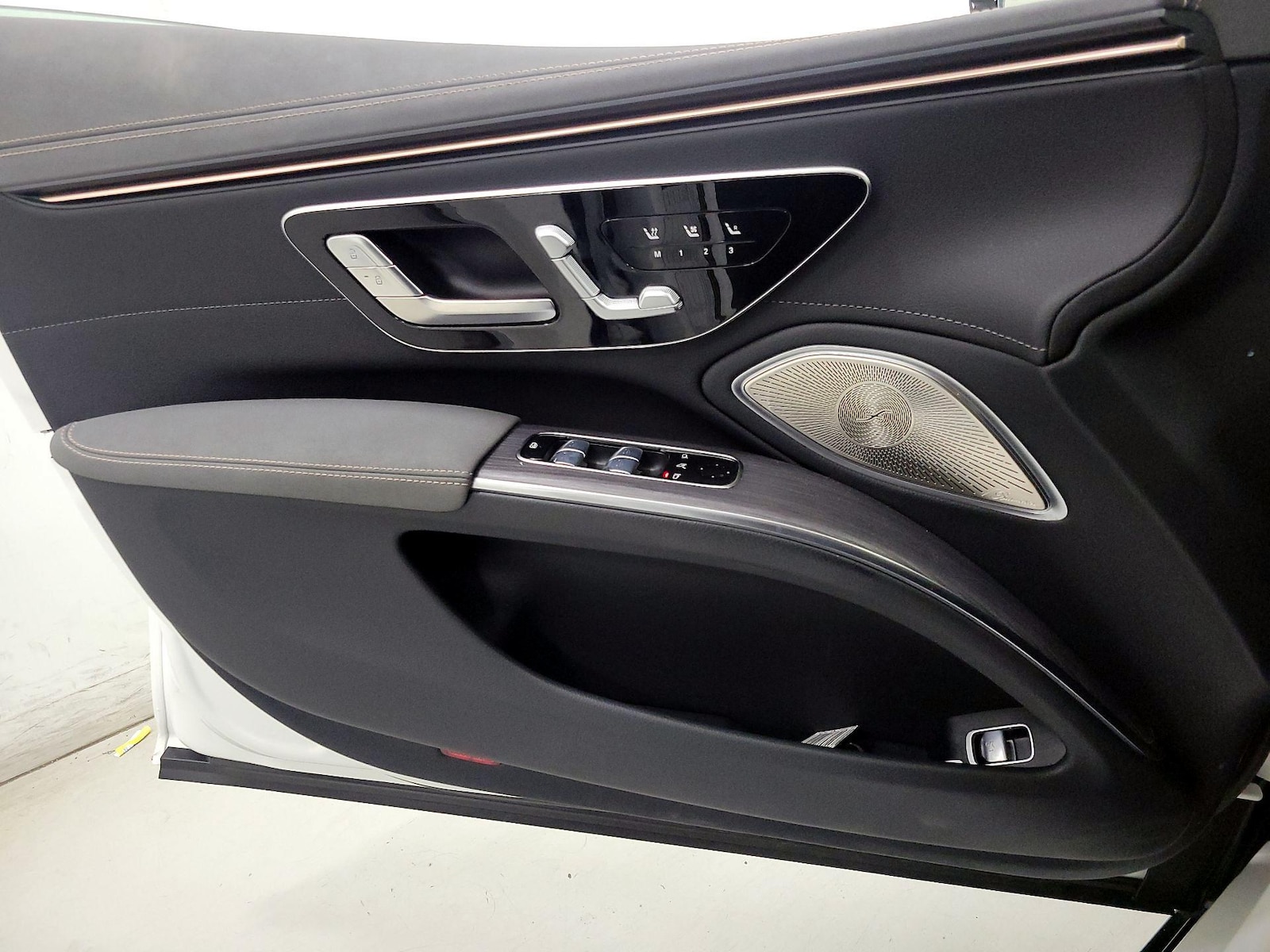 2025 Mercedes-Benz EQS Base - Photo 13