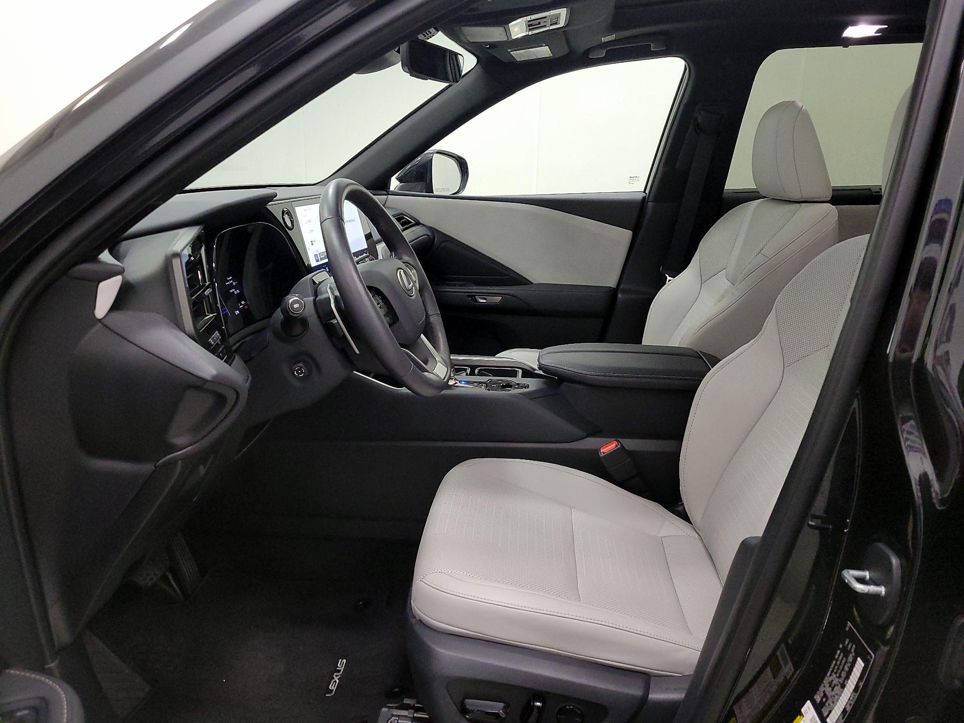 Thumbnail: 2025 Lexus TX - 11