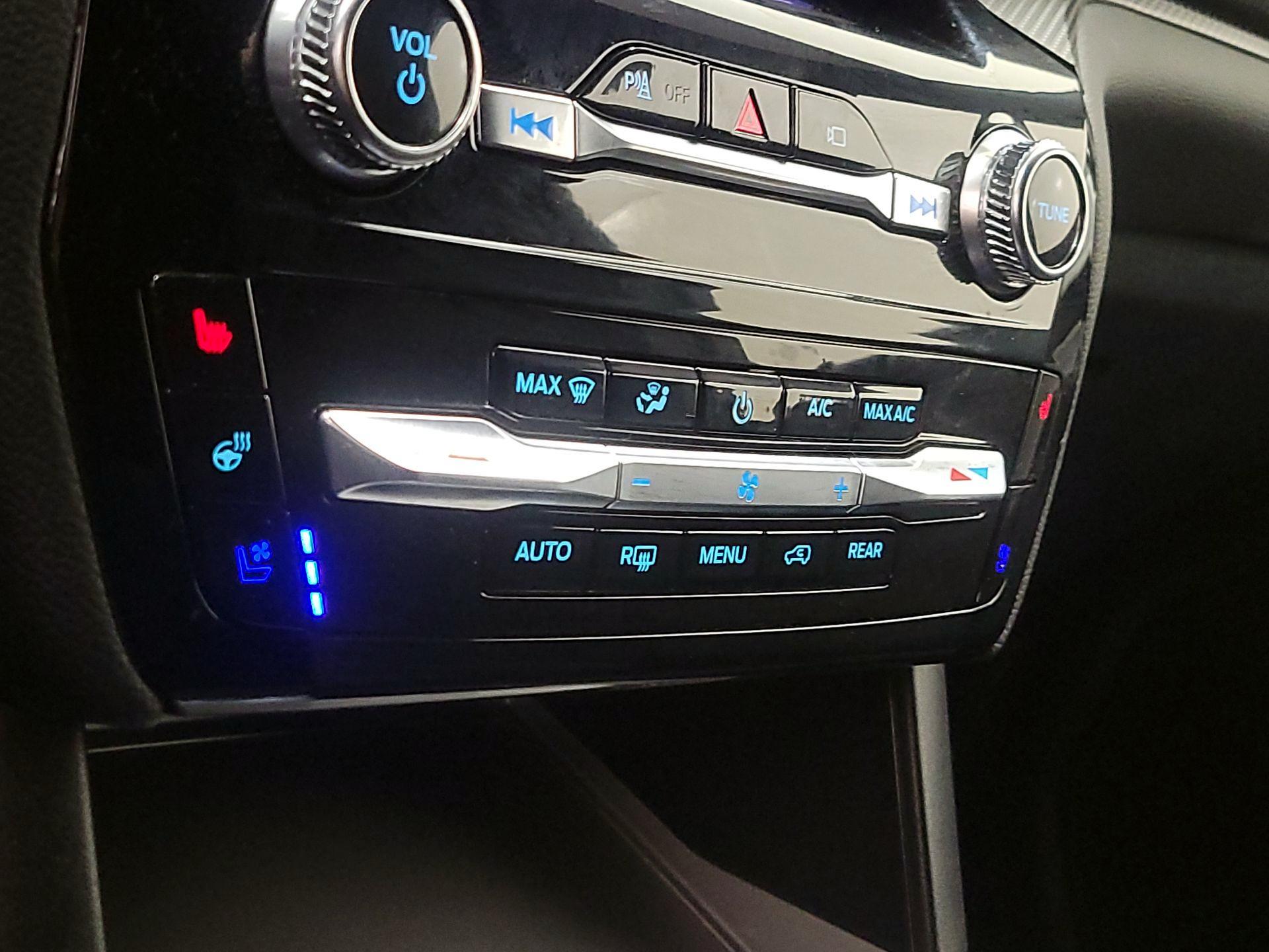 Thumbnail: 2023 Ford Explorer - 17