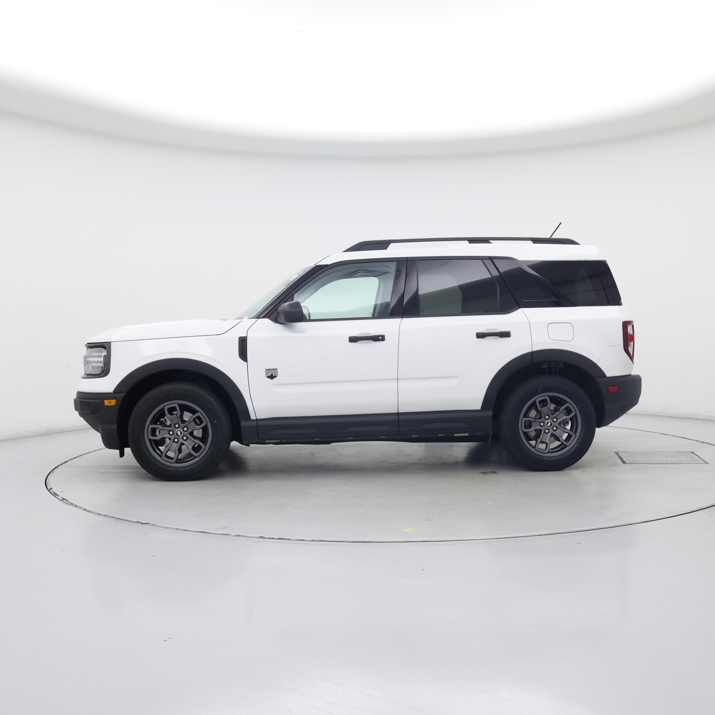 Thumbnail: 2021 Ford Bronco Sport - 3