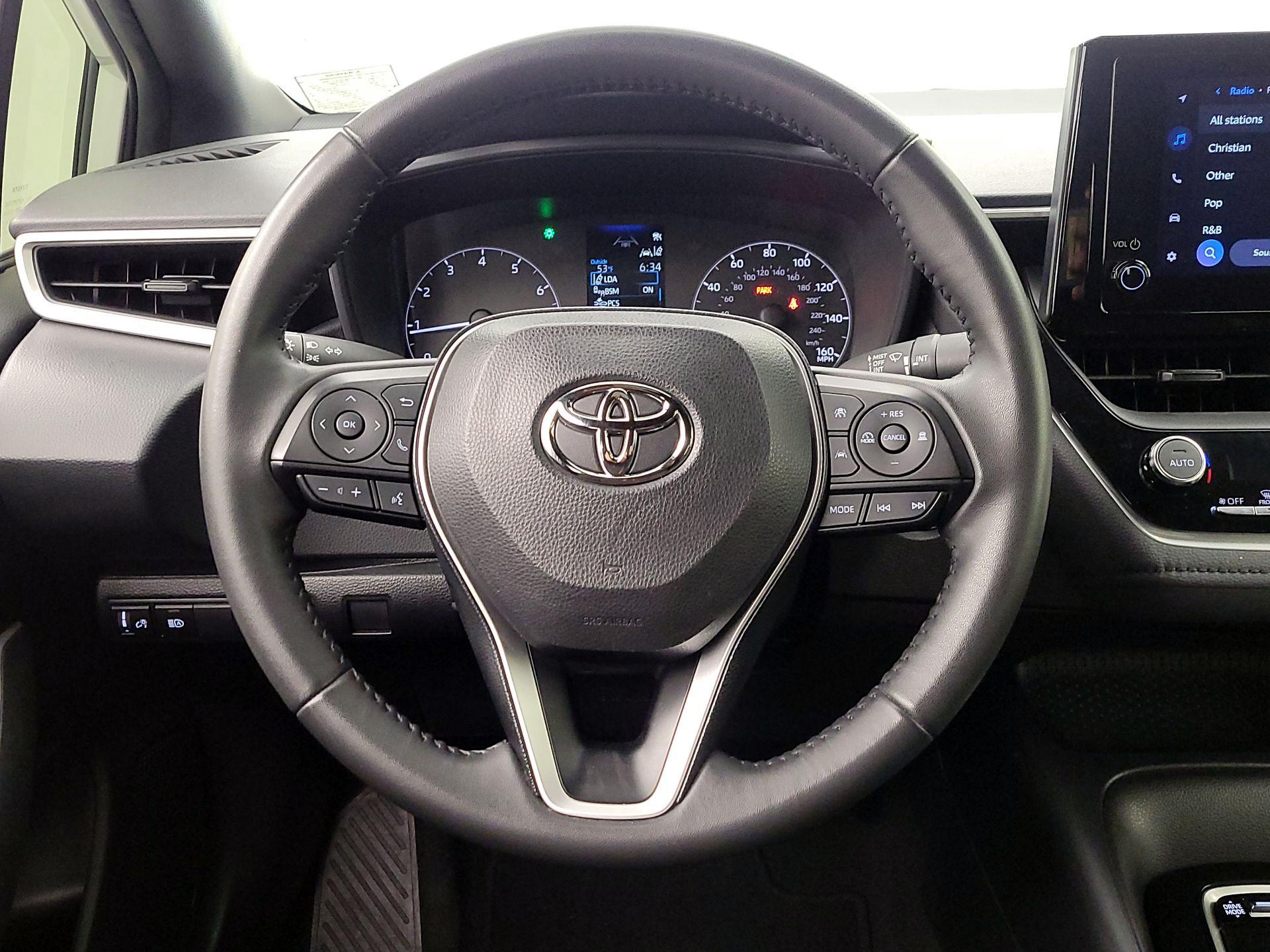 Thumbnail: 2023 Toyota Corolla - 10