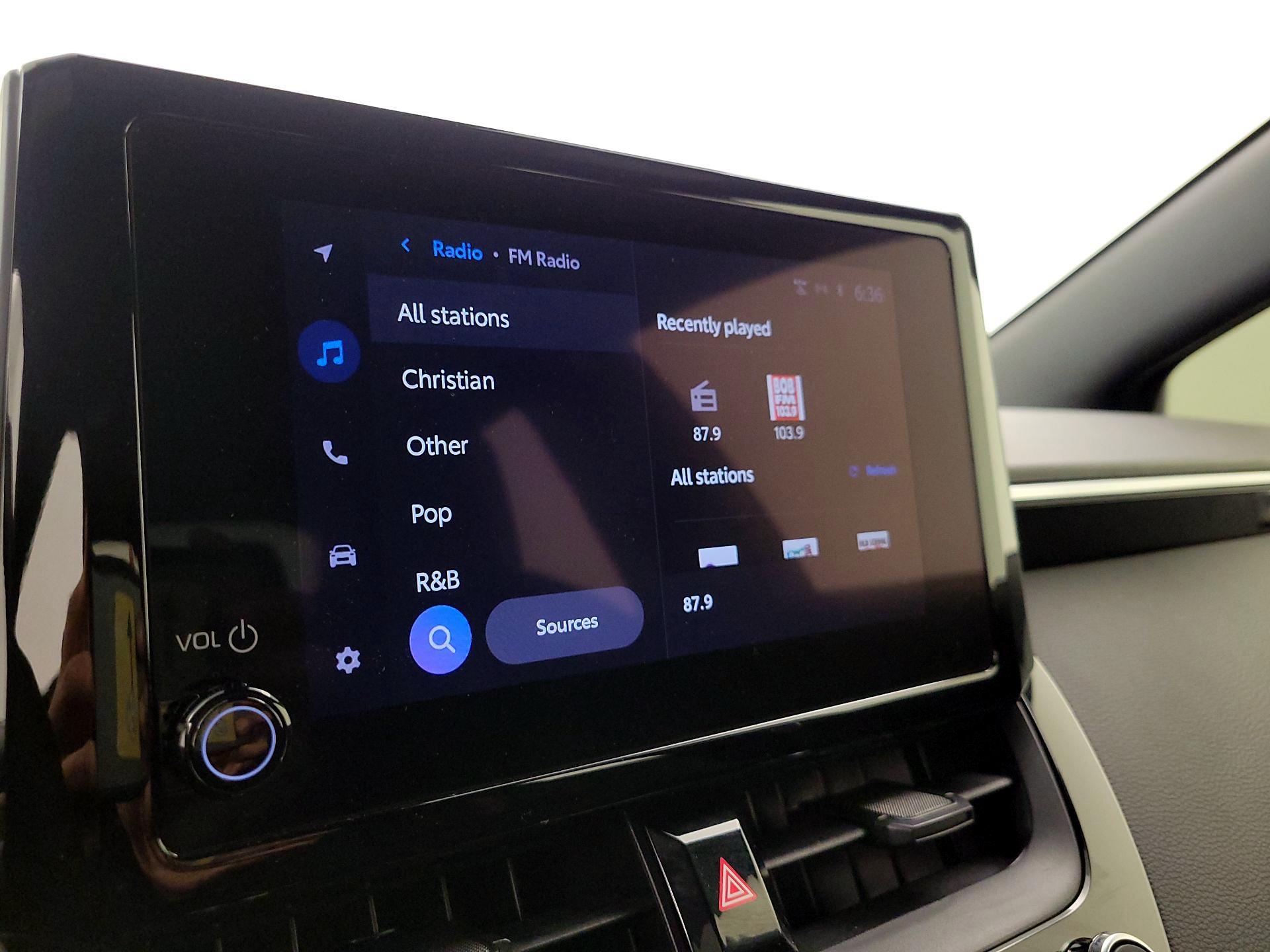 Thumbnail: 2023 Toyota Corolla - 15