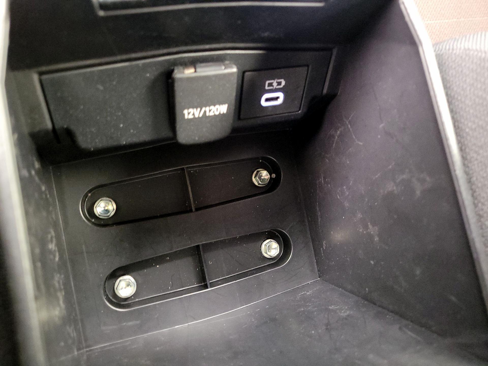 Thumbnail: 2023 Toyota Corolla - 18