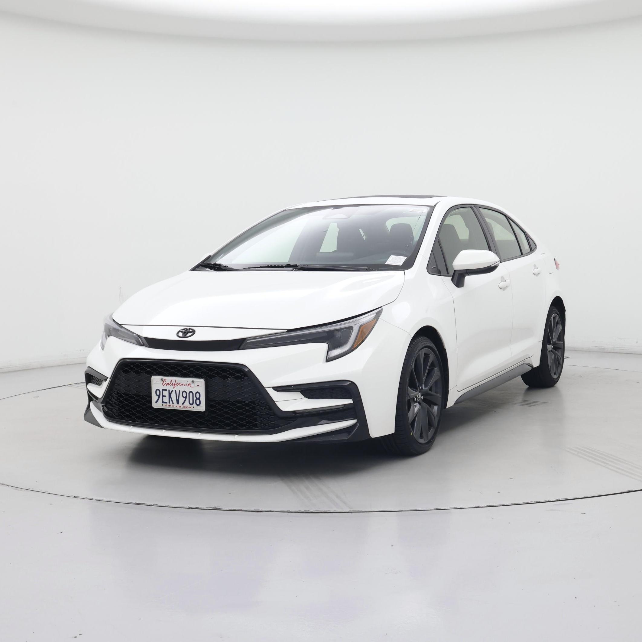 Thumbnail: 2023 Toyota Corolla - 4
