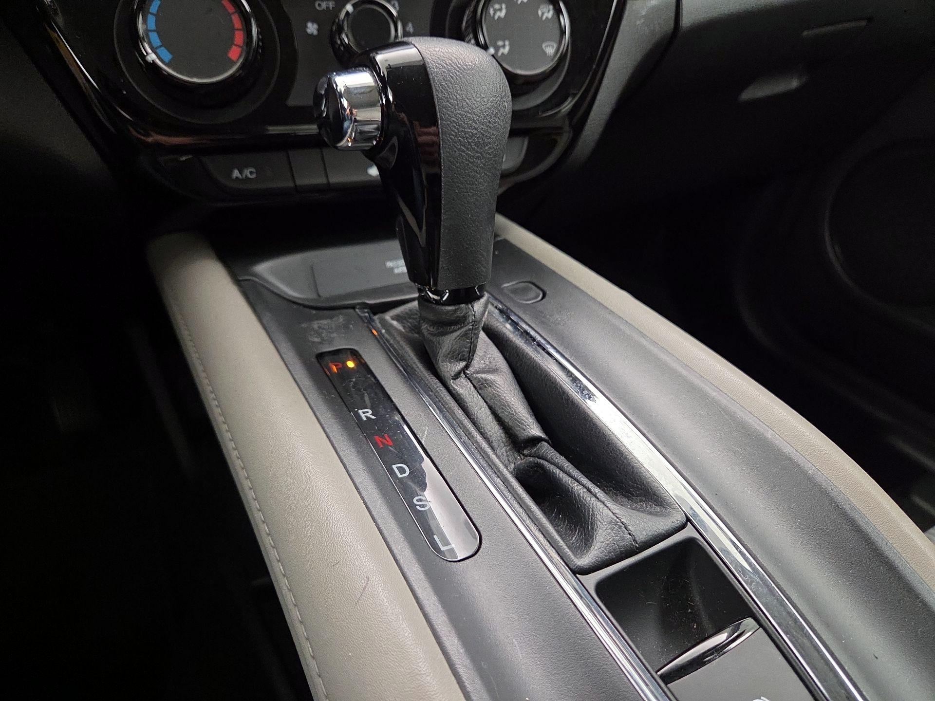 Thumbnail: 2019 Honda HR-V - 17