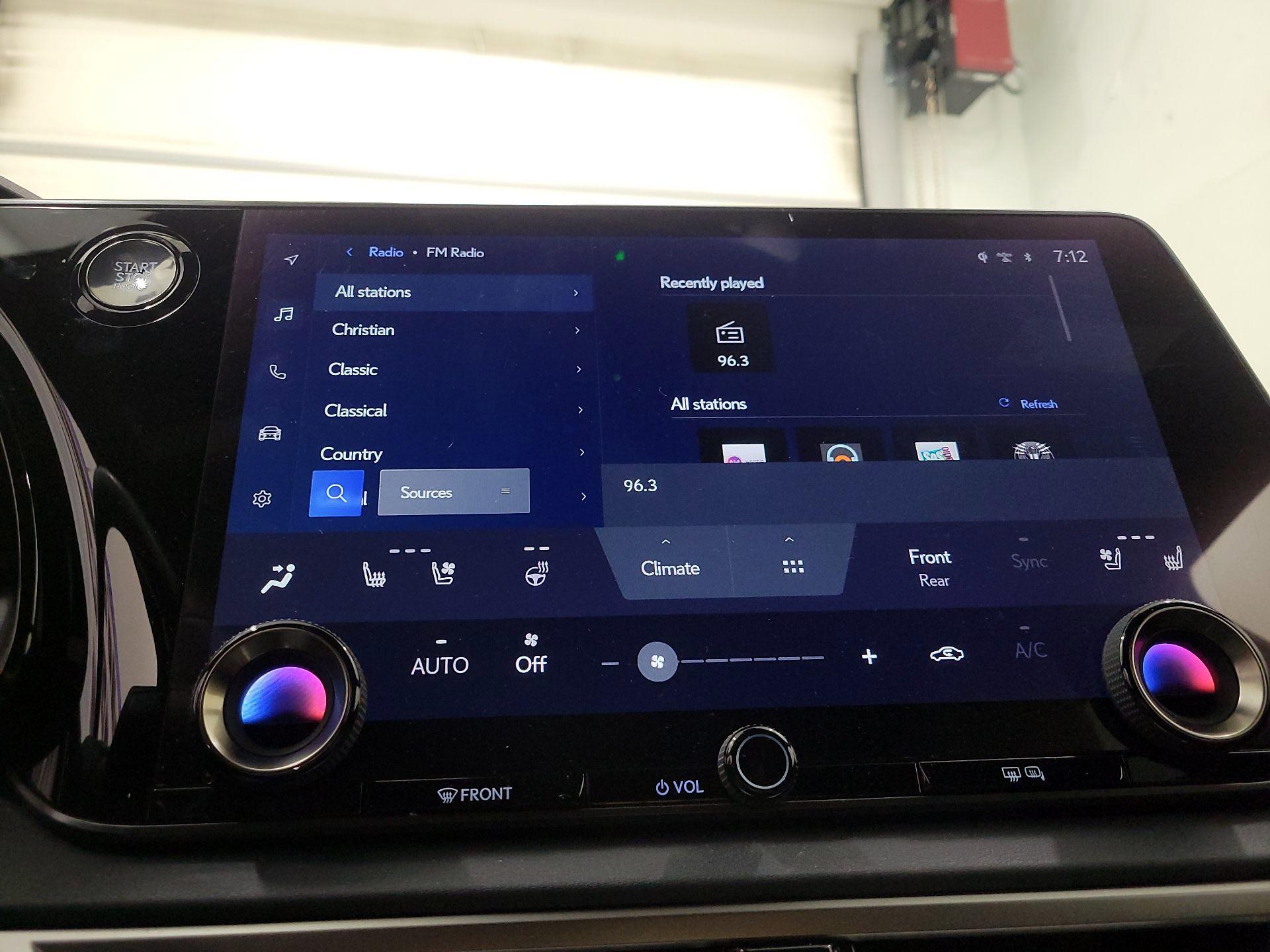 Thumbnail: 2023 Lexus RX - 15