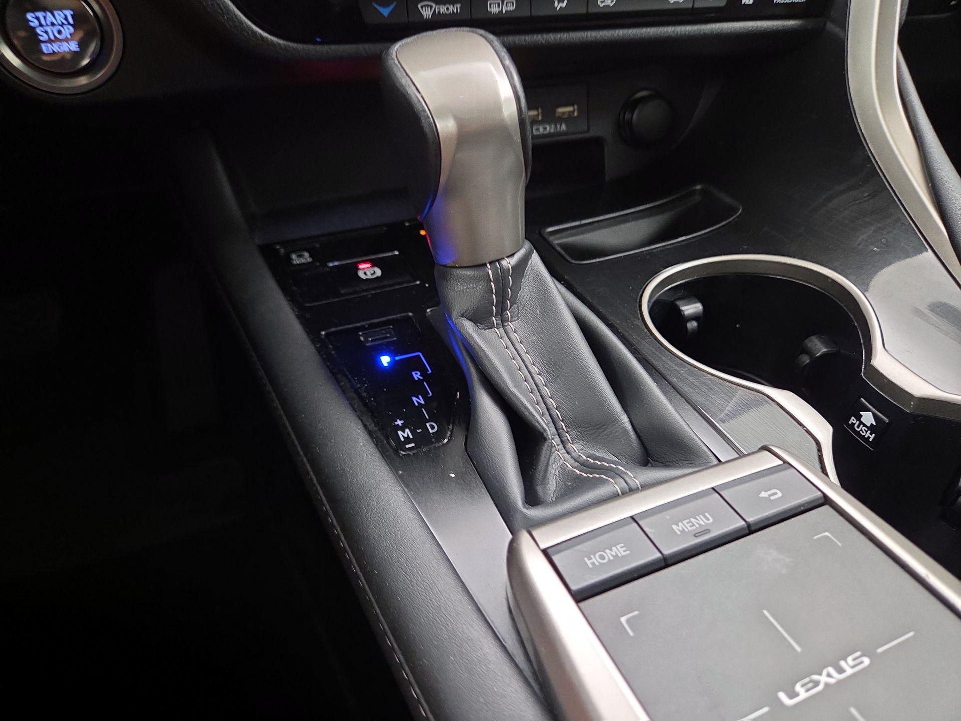 Thumbnail: 2020 Lexus RX - 17