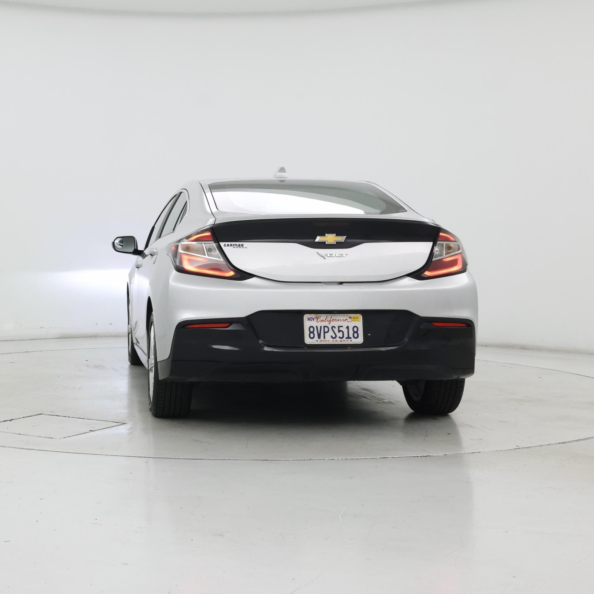 Thumbnail: 2017 Chevrolet Volt - 6