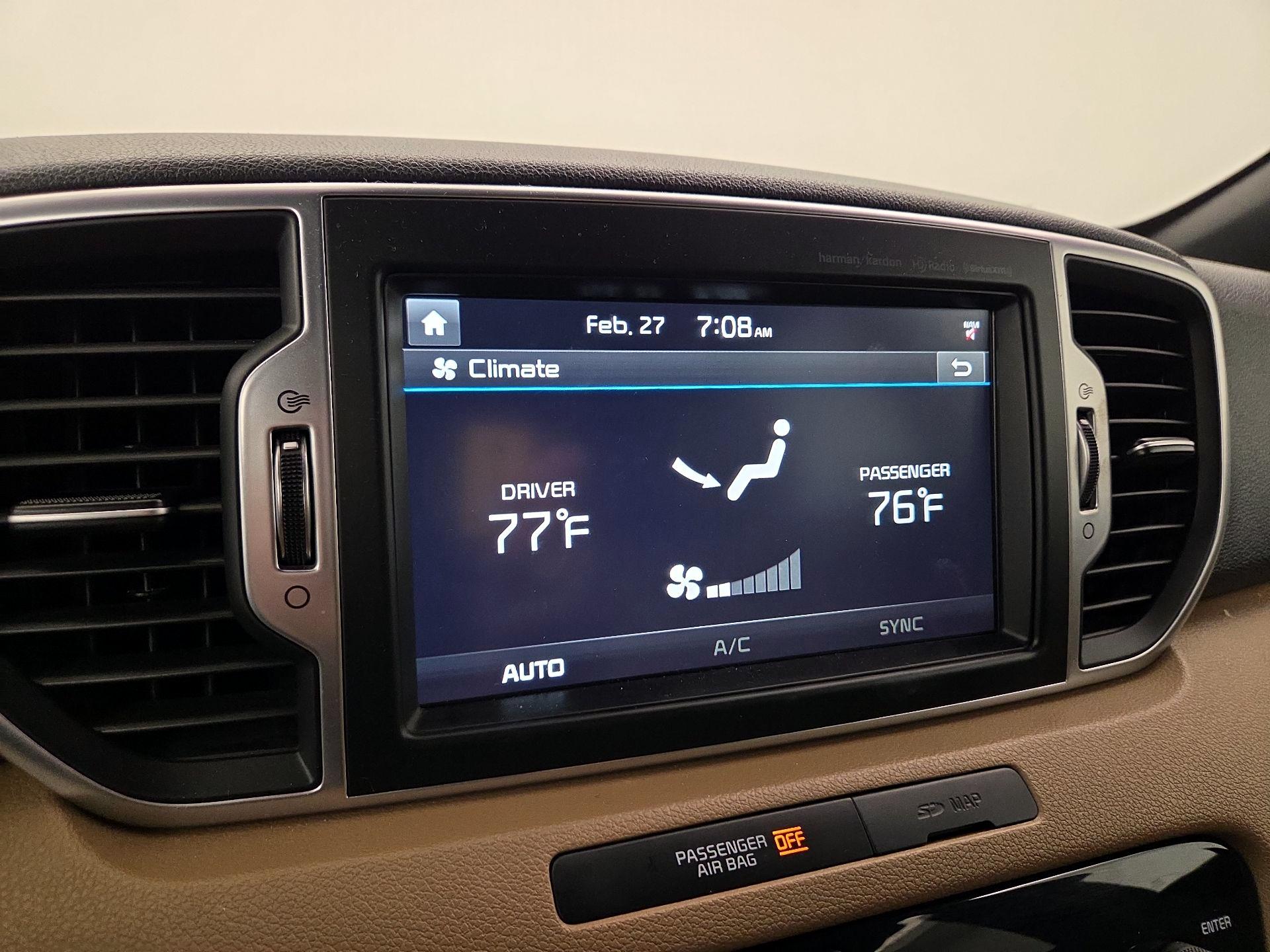 Thumbnail: 2017 Kia Sportage - 17