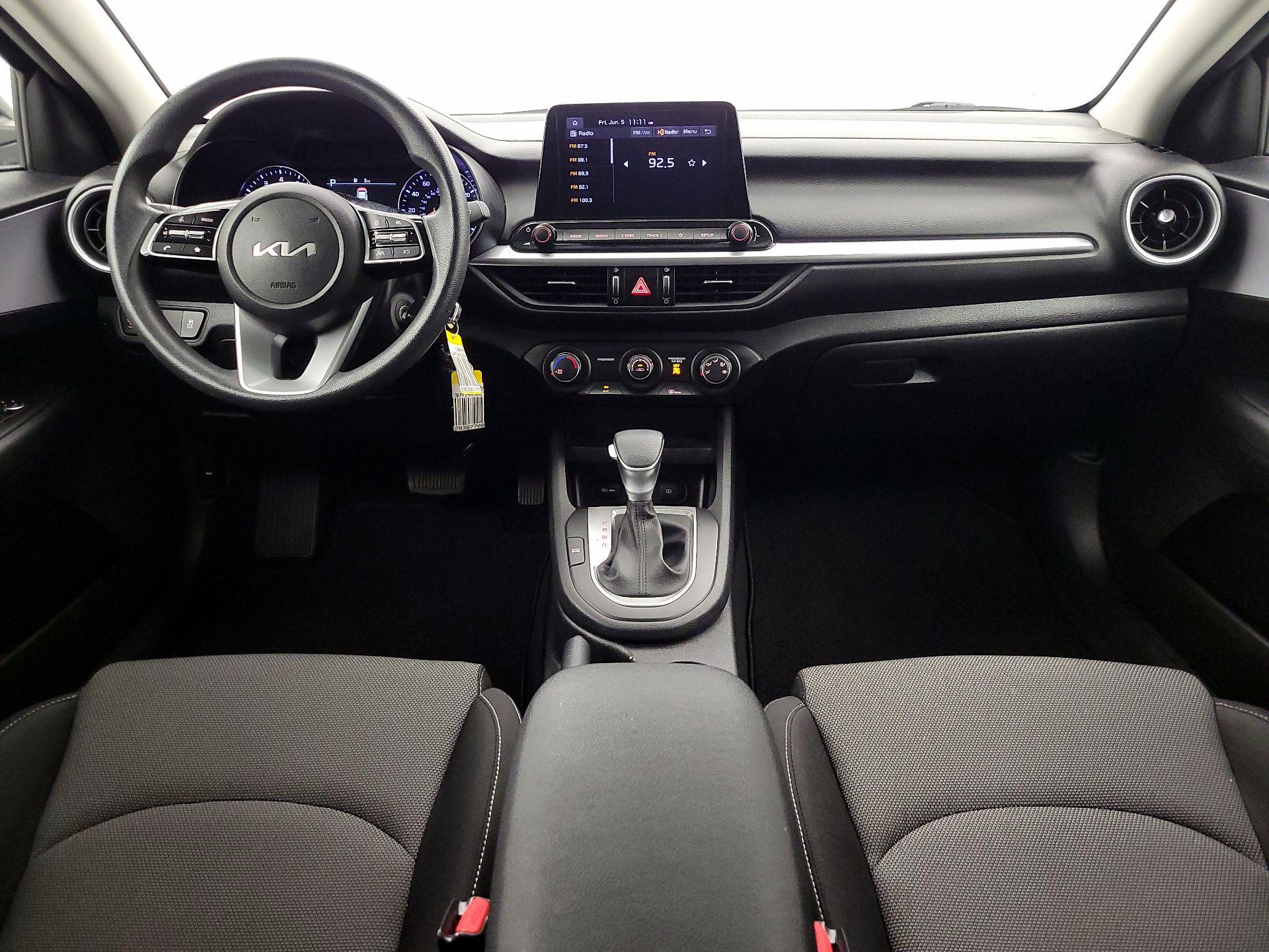 Thumbnail: 2024 Kia Forte - 9