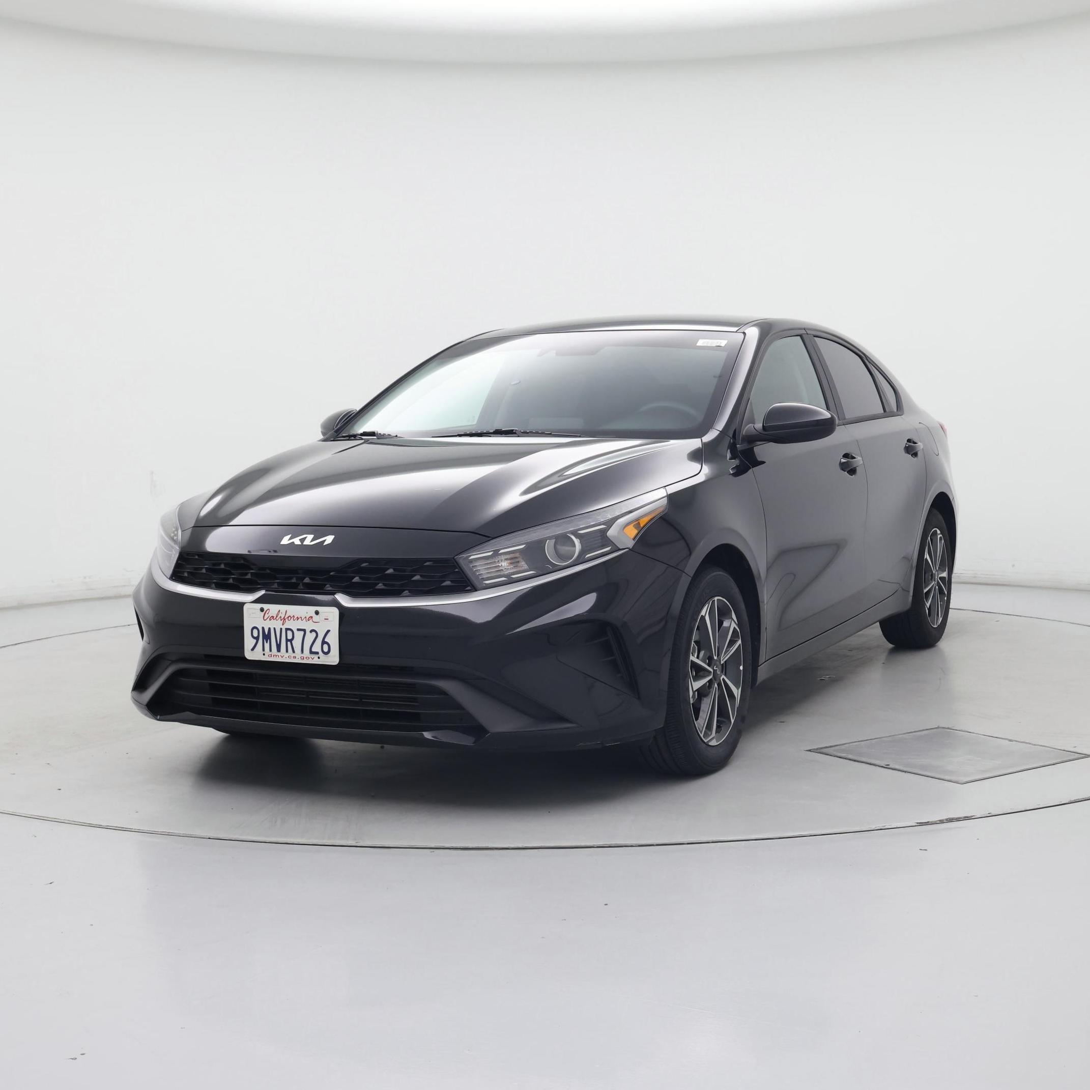 Thumbnail: 2024 Kia Forte - 4