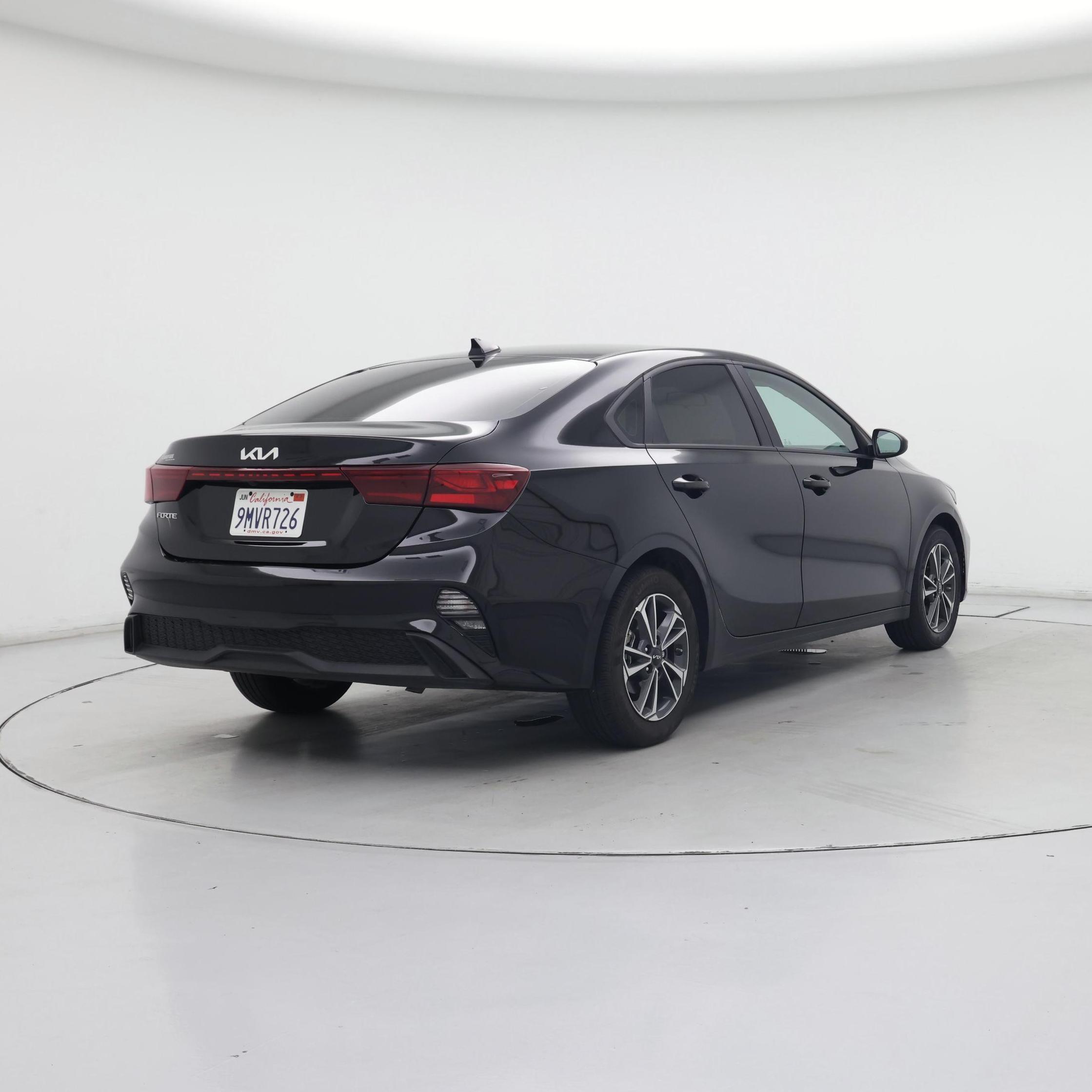 Thumbnail: 2024 Kia Forte - 8