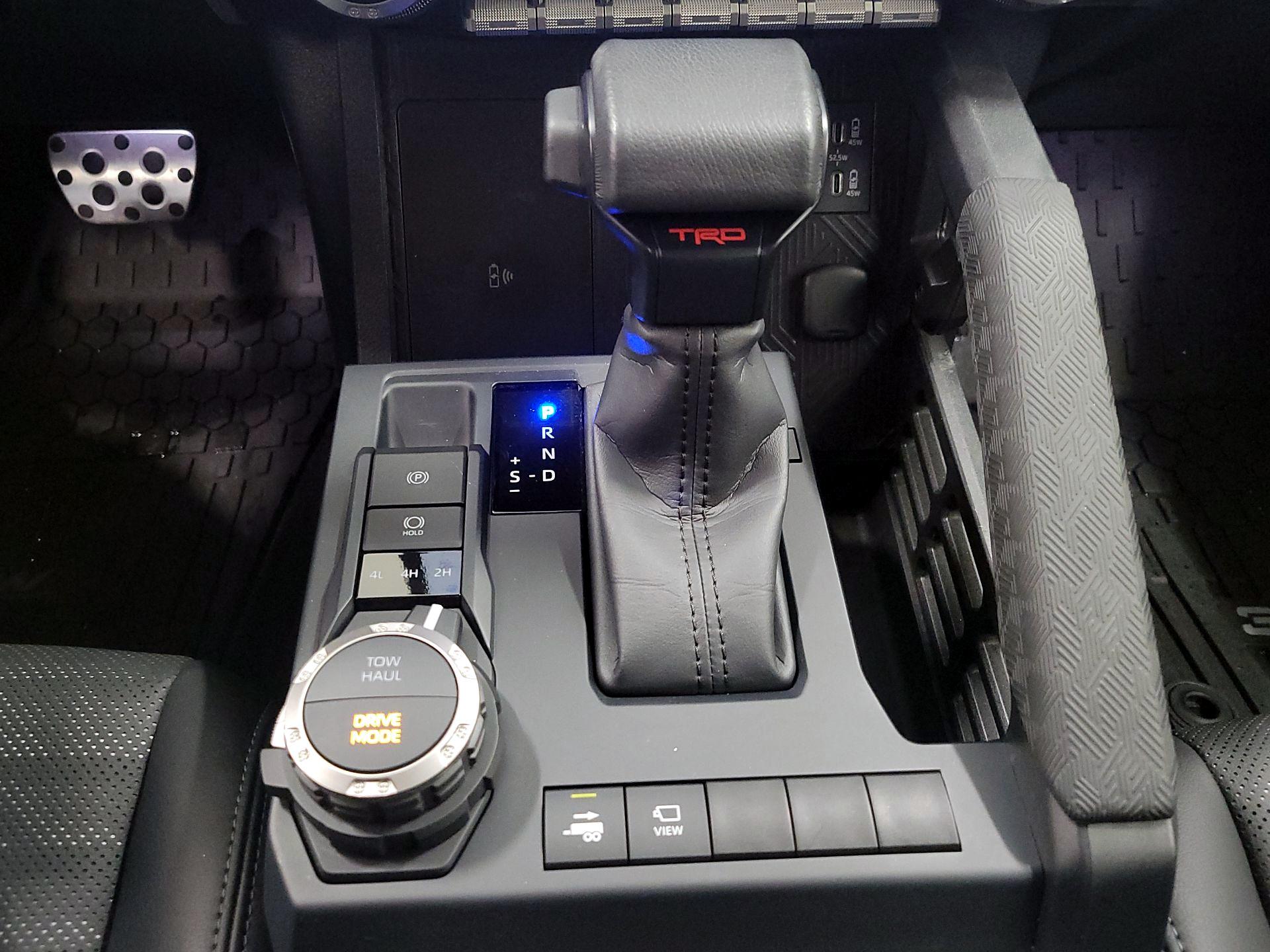 Thumbnail: 2024 Toyota Tacoma - 17