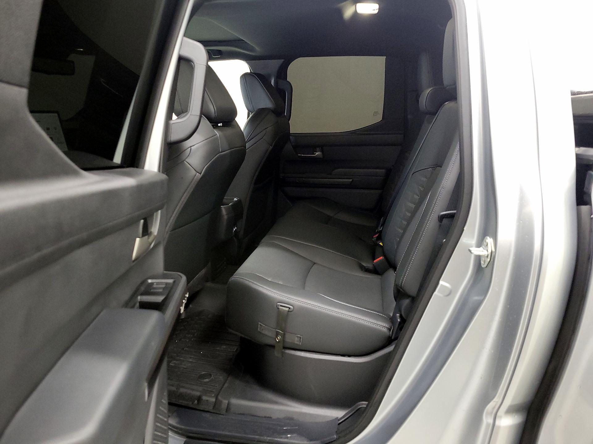 Thumbnail: 2024 Toyota Tacoma - 20